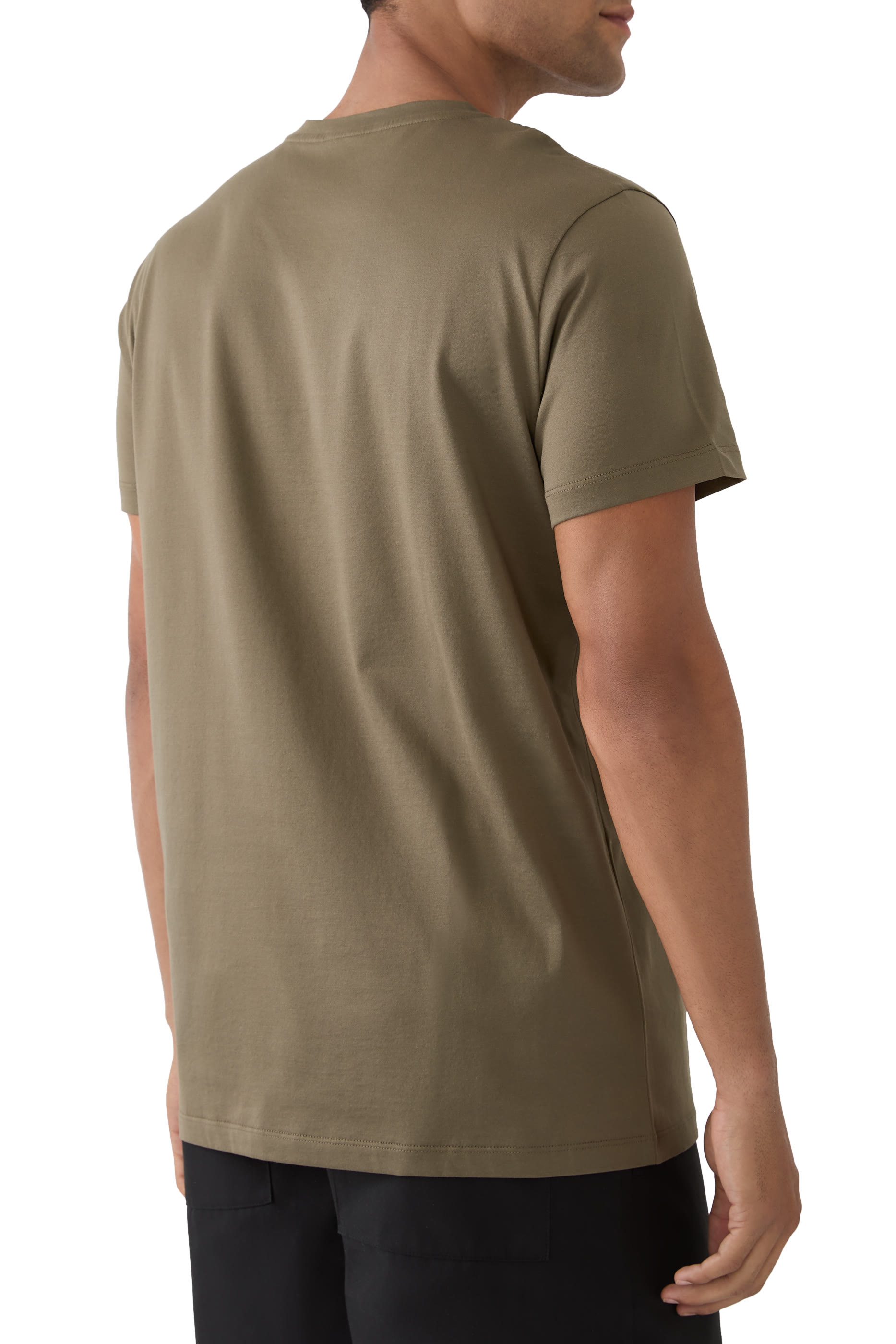 تيشيرت برقعة مزدوجة بشعار الماركة قطن