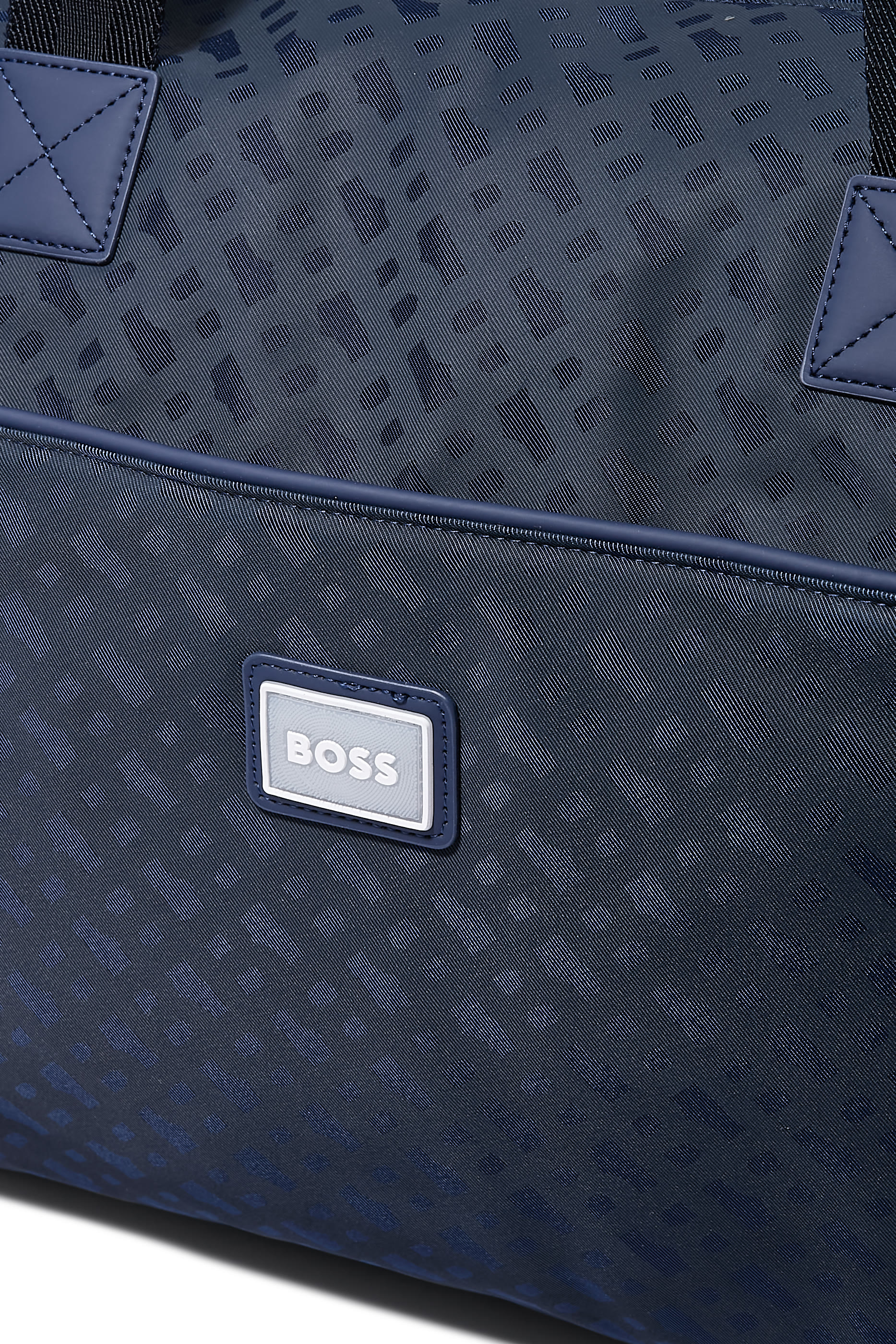 حقيبة مستلزمات أطفال بحرف شعار الماركة