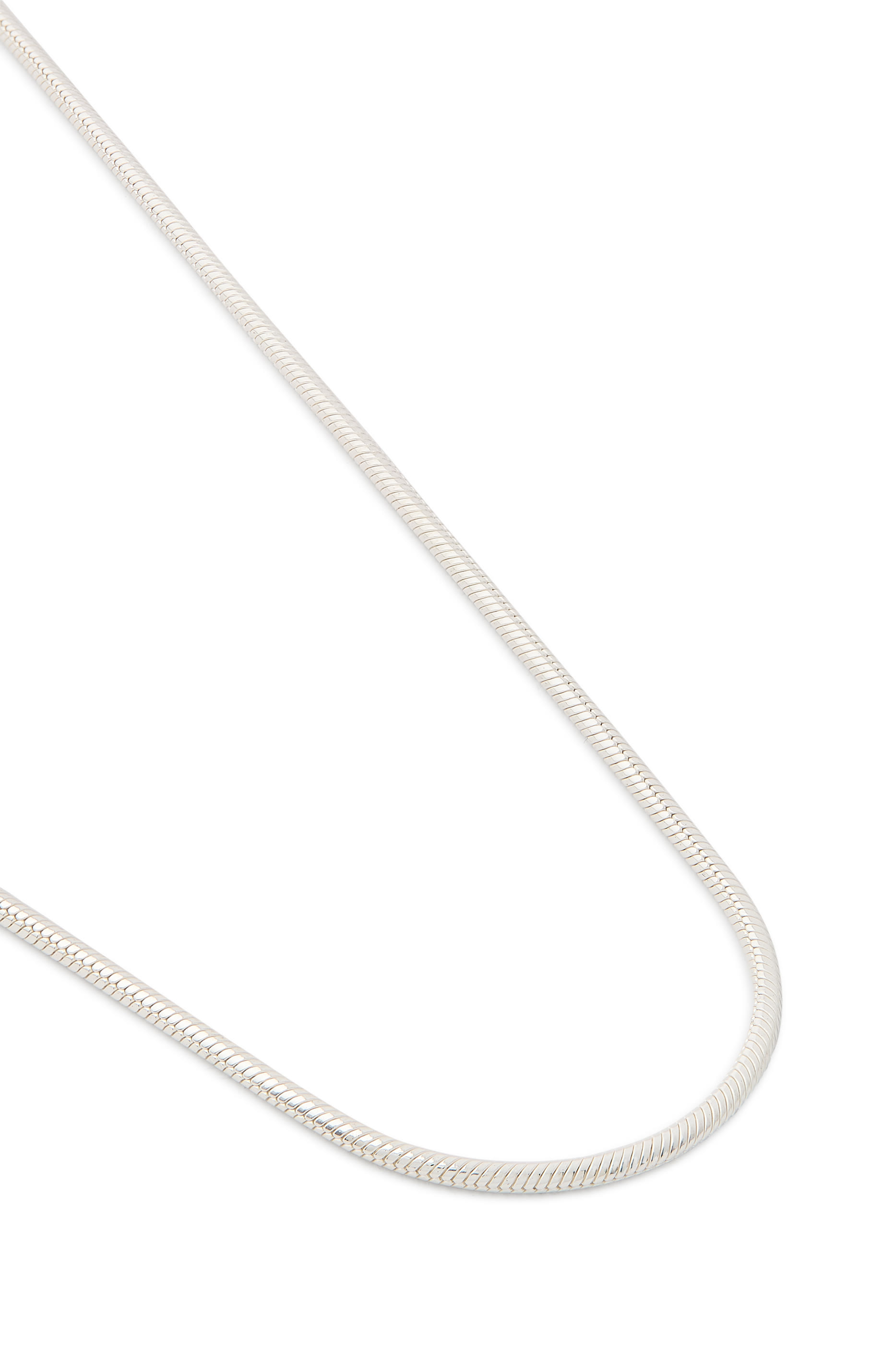 قلادة بسلسلة بشكل جسم أفعى