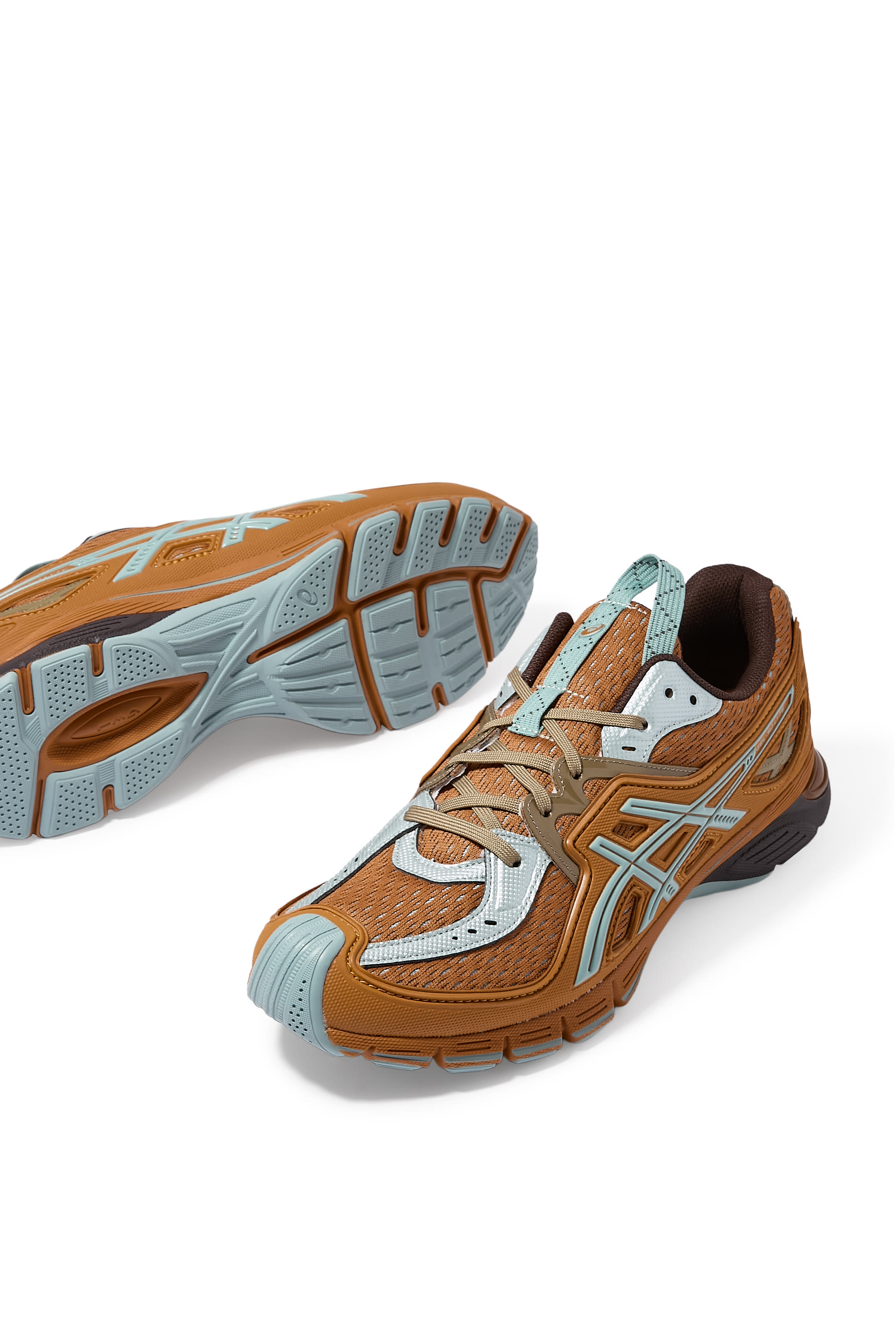 سنيكرز يو بي12-اس جل-اس دي-ال واي  تي اي