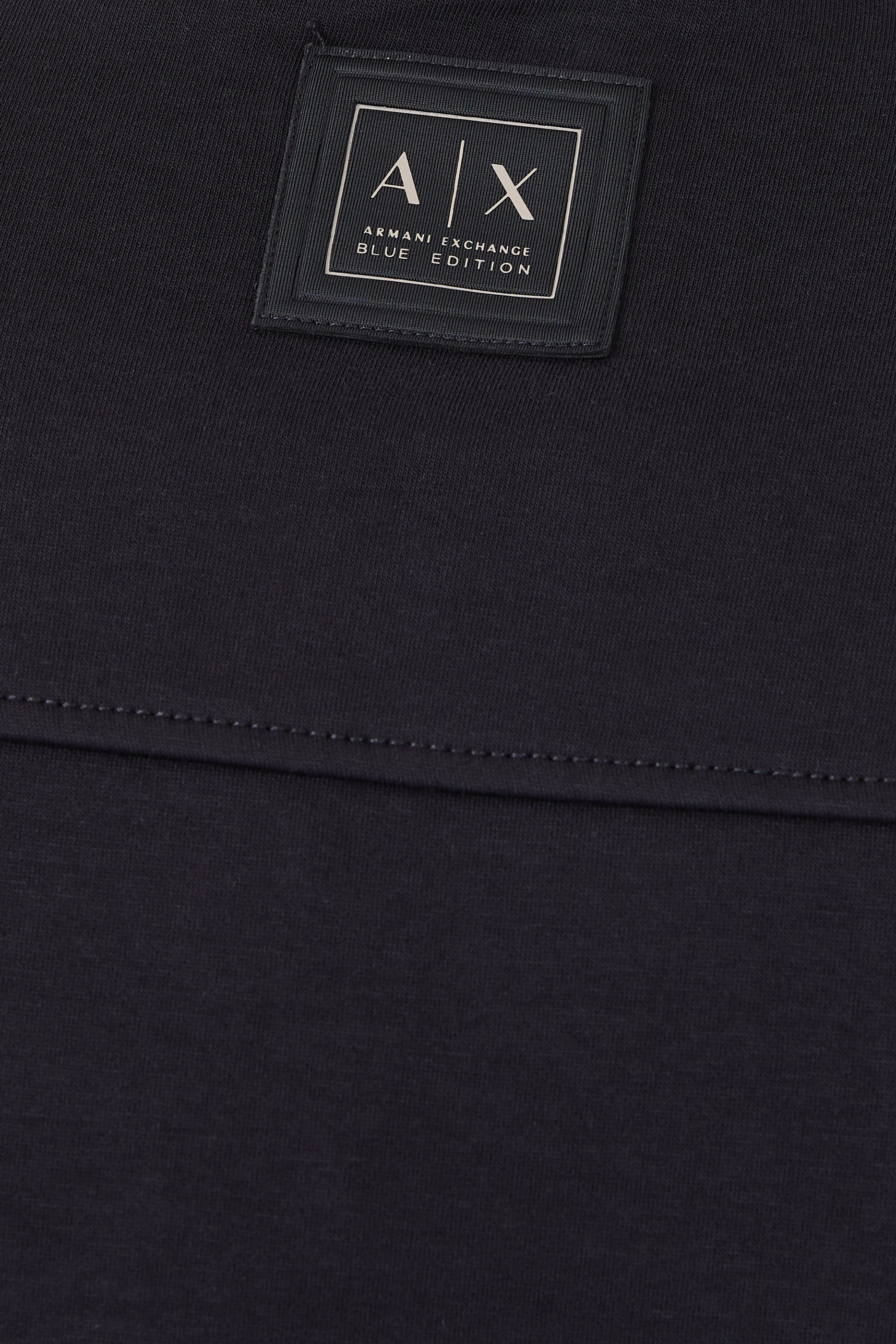 سويت شيرت بياقة ضيقة قطن معلف