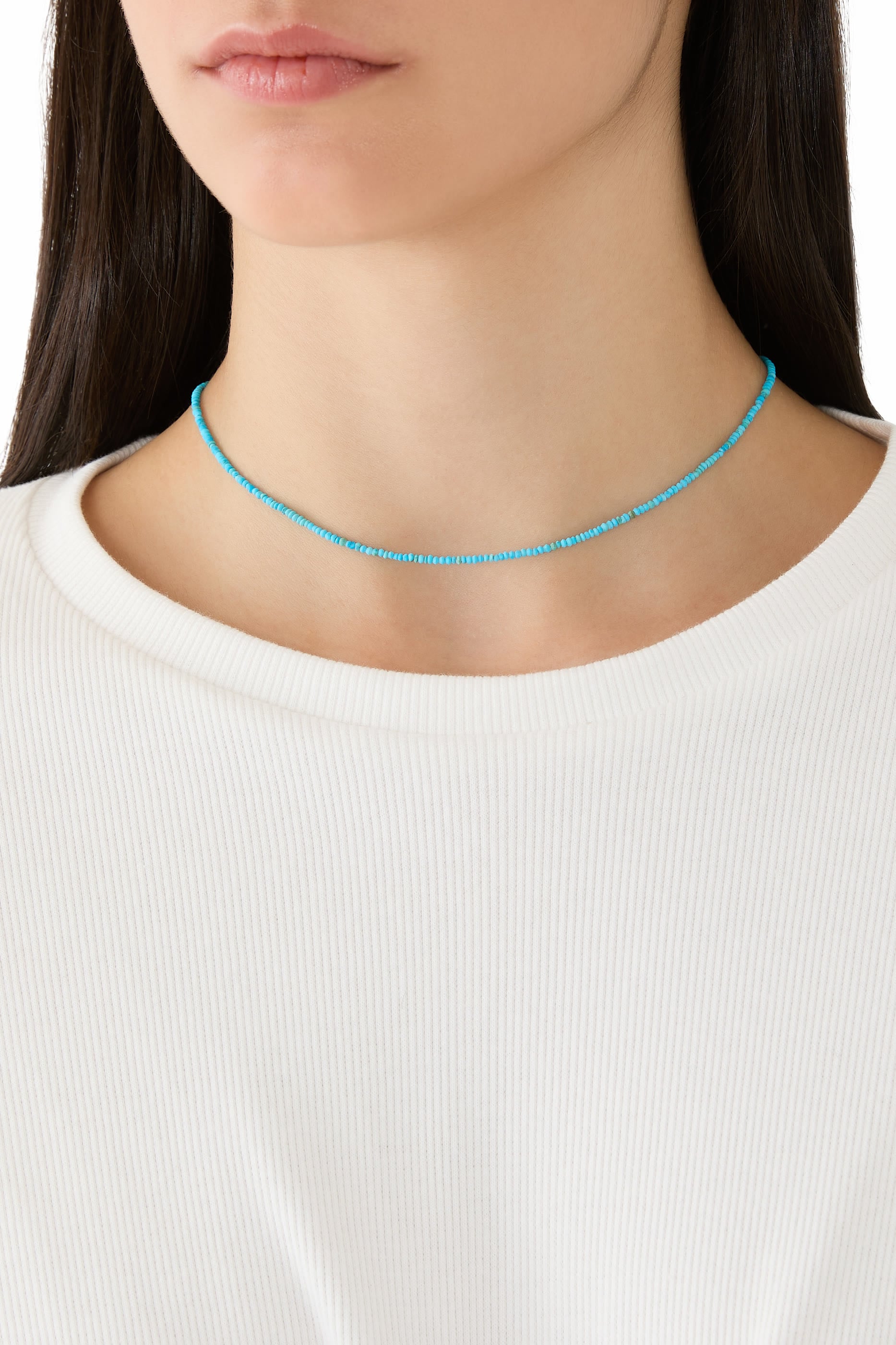 قلادة عائشة مزينة بأحجار كريمة