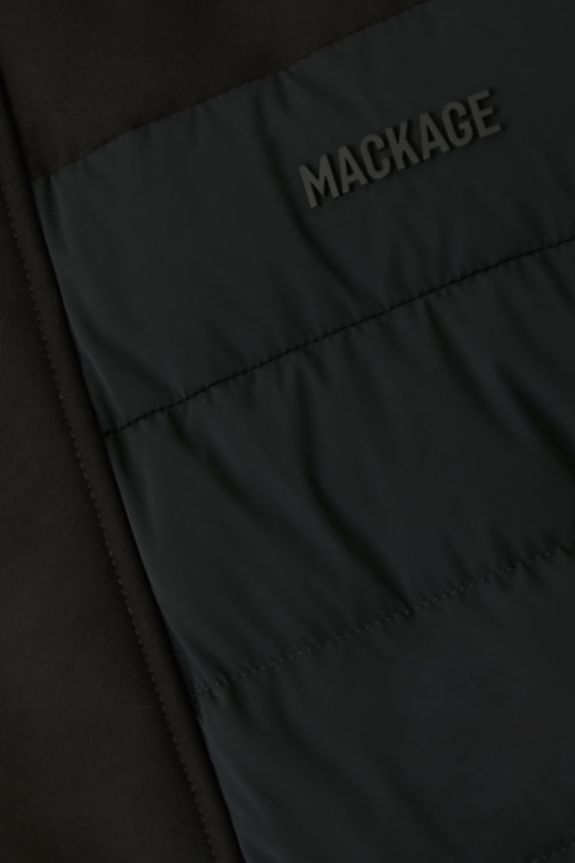 فيست برودي مبطن بزغب