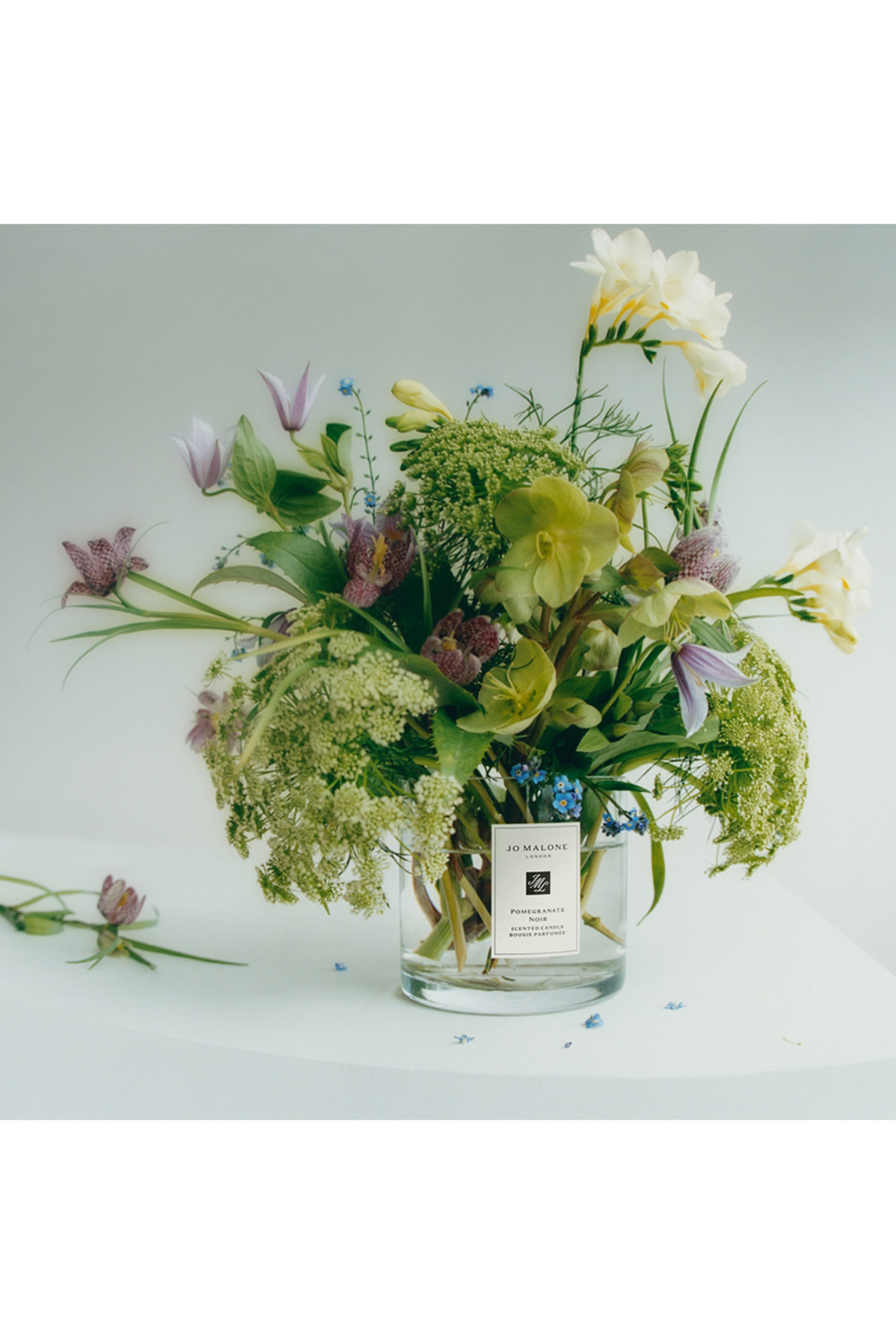 شمعة فاخرة بعطر بوميجرينيت نوار