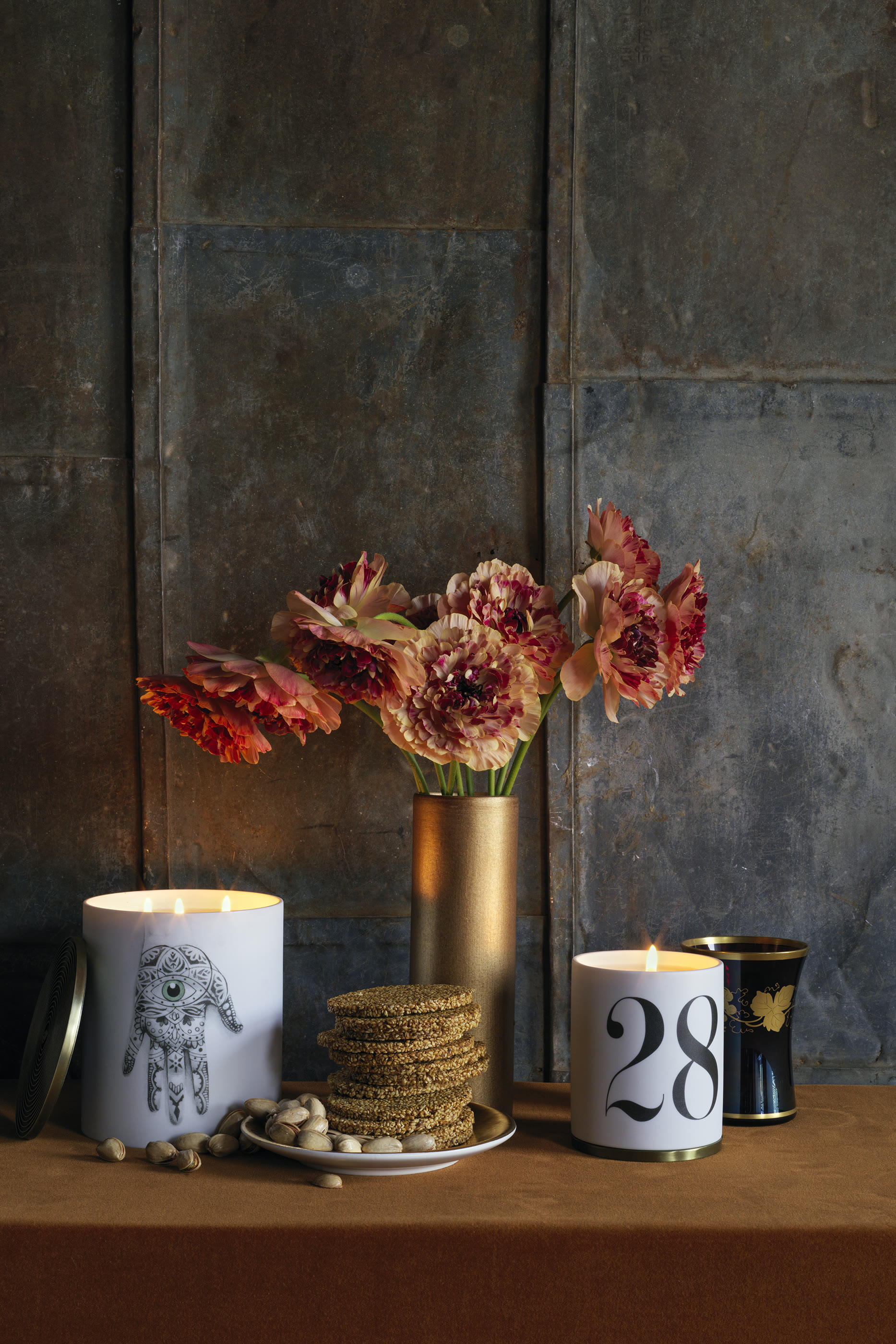 شمعة مامونيا رقم 28 بثلاثة فتائل