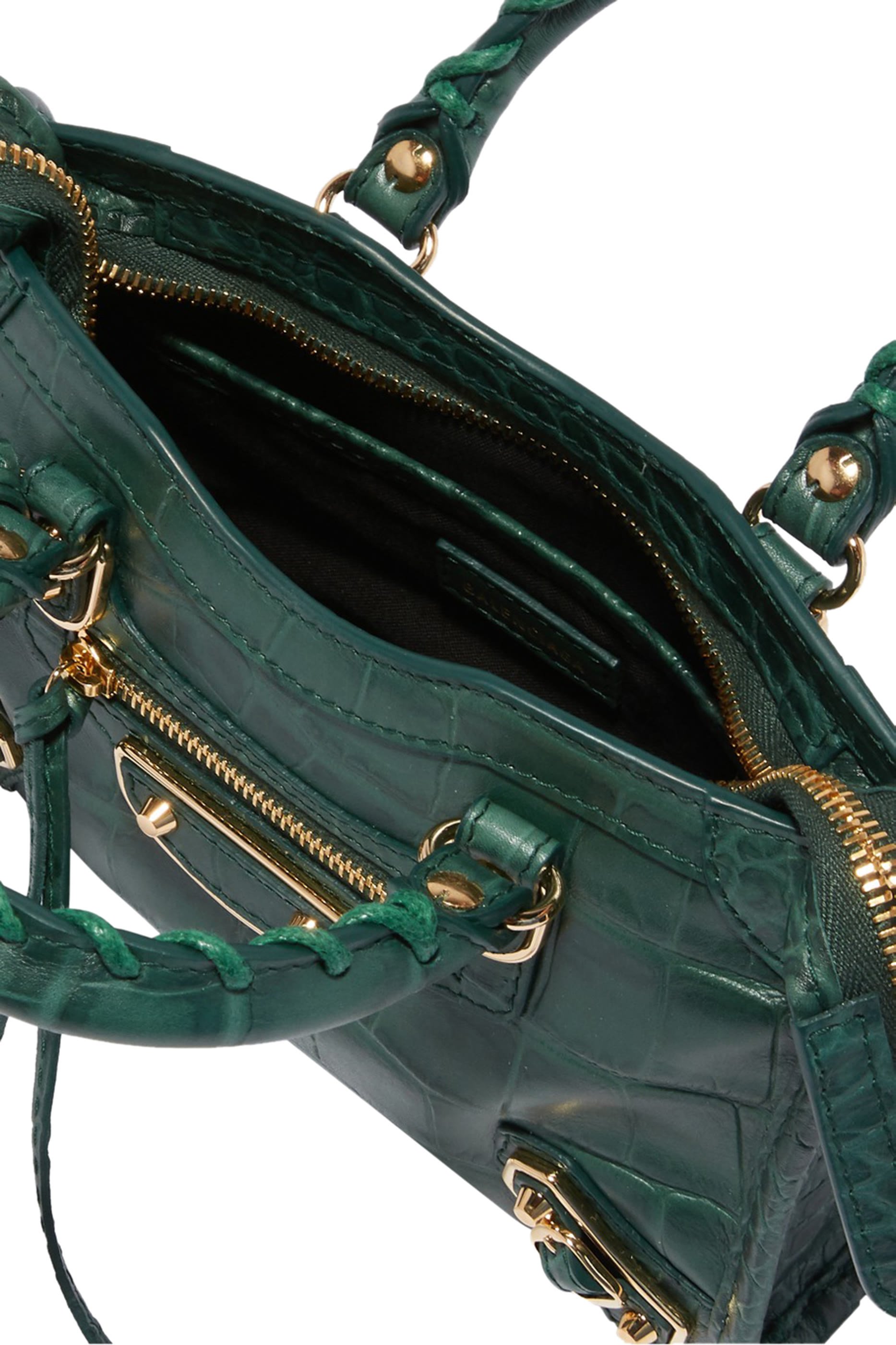 حقيبة نانو سيتي بتصميم كلاسيك لامع