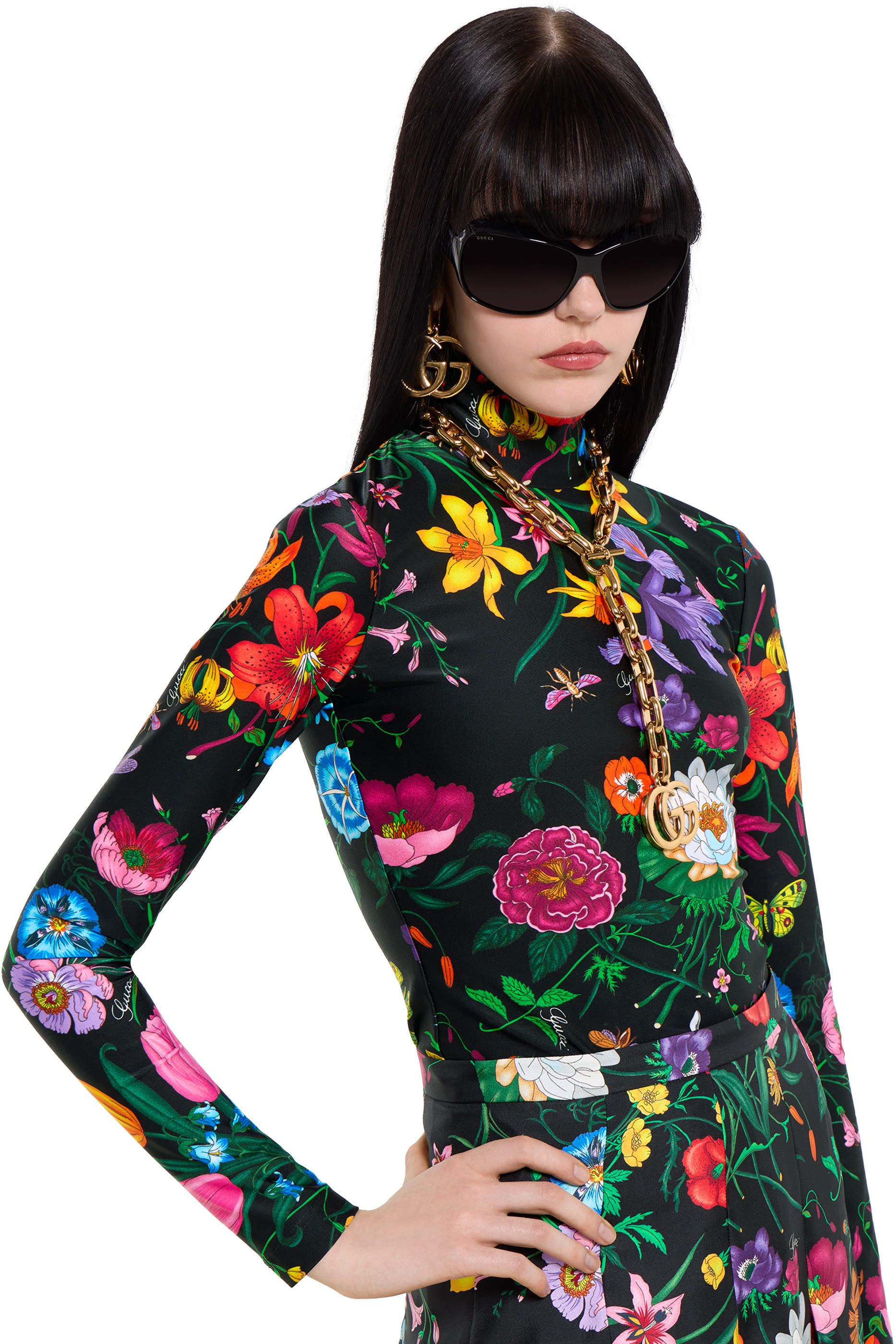 تيشيرت بياقة عالية بطبعات لامعة جيرسيه