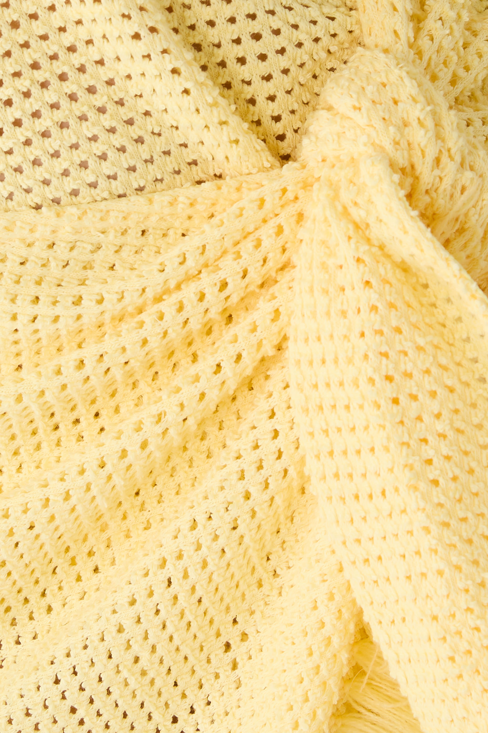 فستان قصير بحافة مزينة بشراشيب