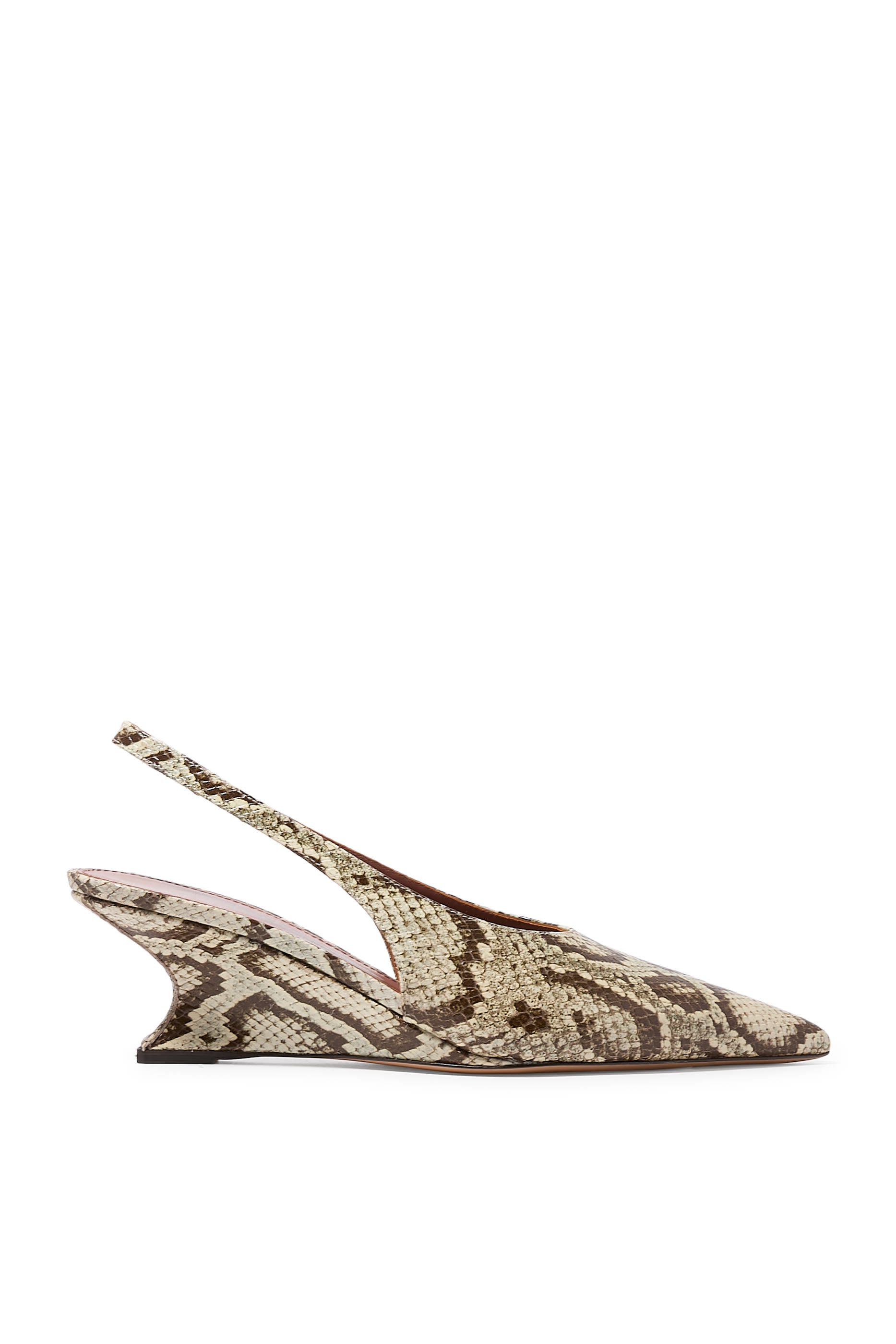 حذاء نينا 70 كلاسيكي بسير خلفي جلد