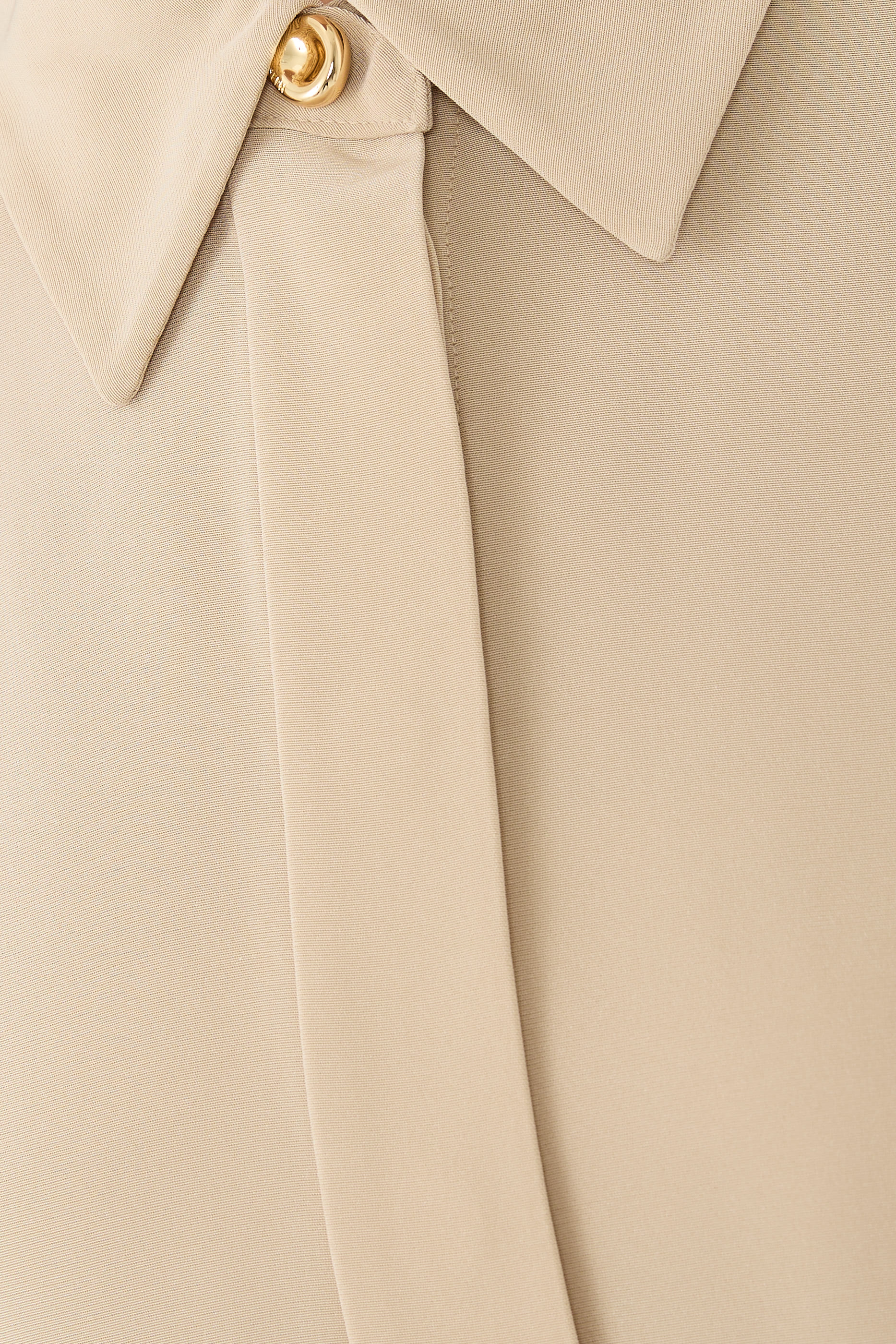 بلوزة كاميليا ساتان تويل