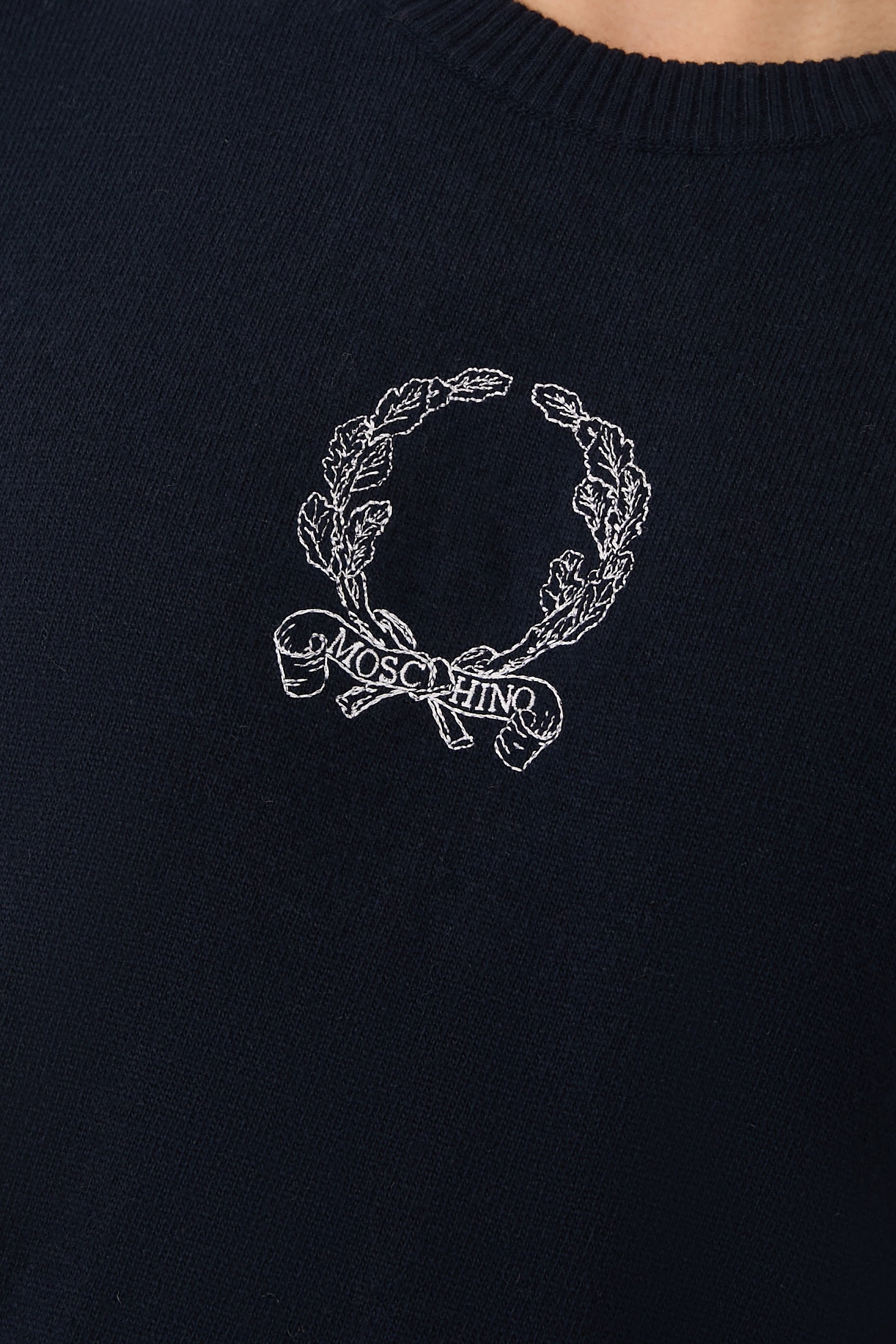 سترة بشعار الماركة صوف وكشمير