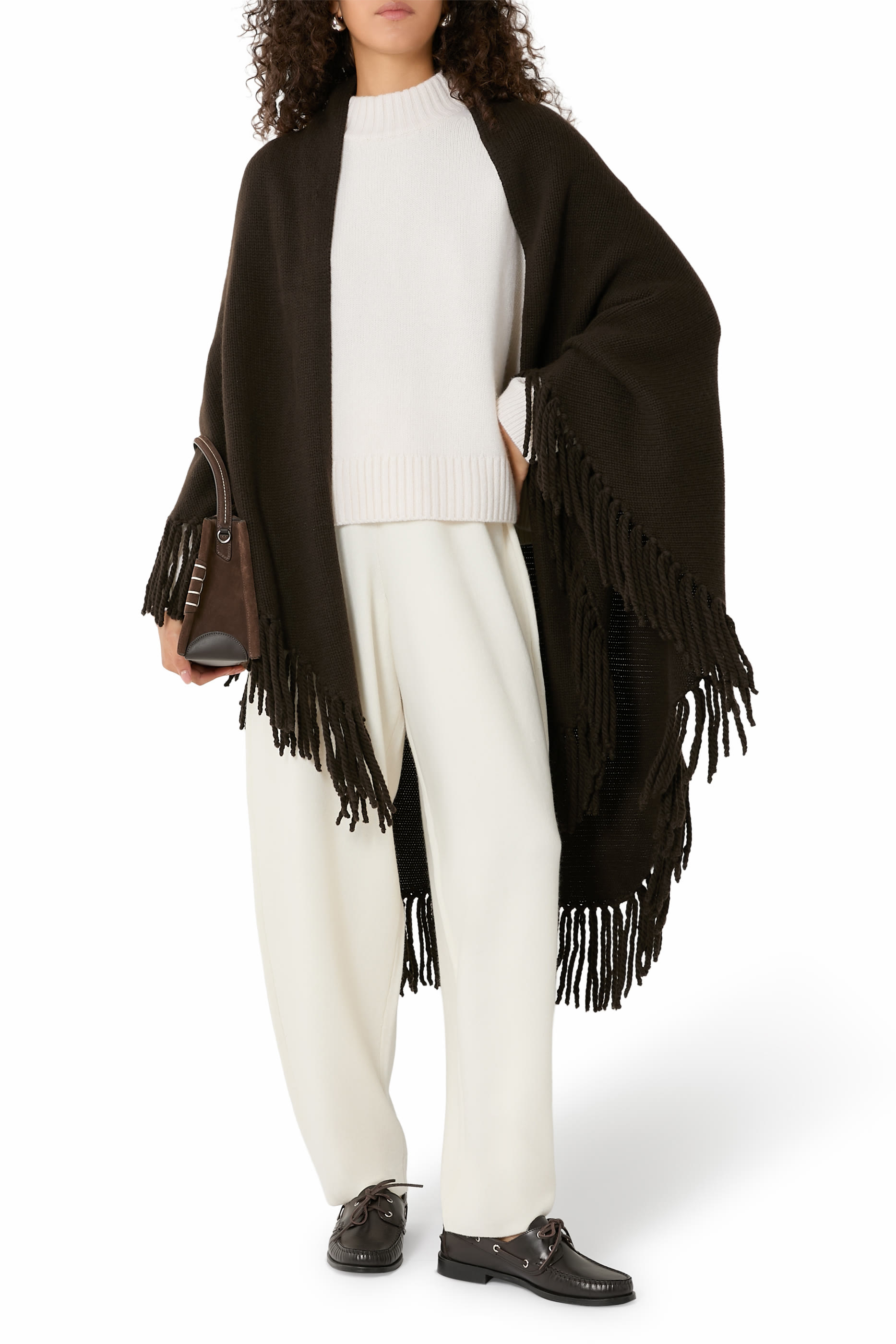 كنزة روزي بياقة عالية