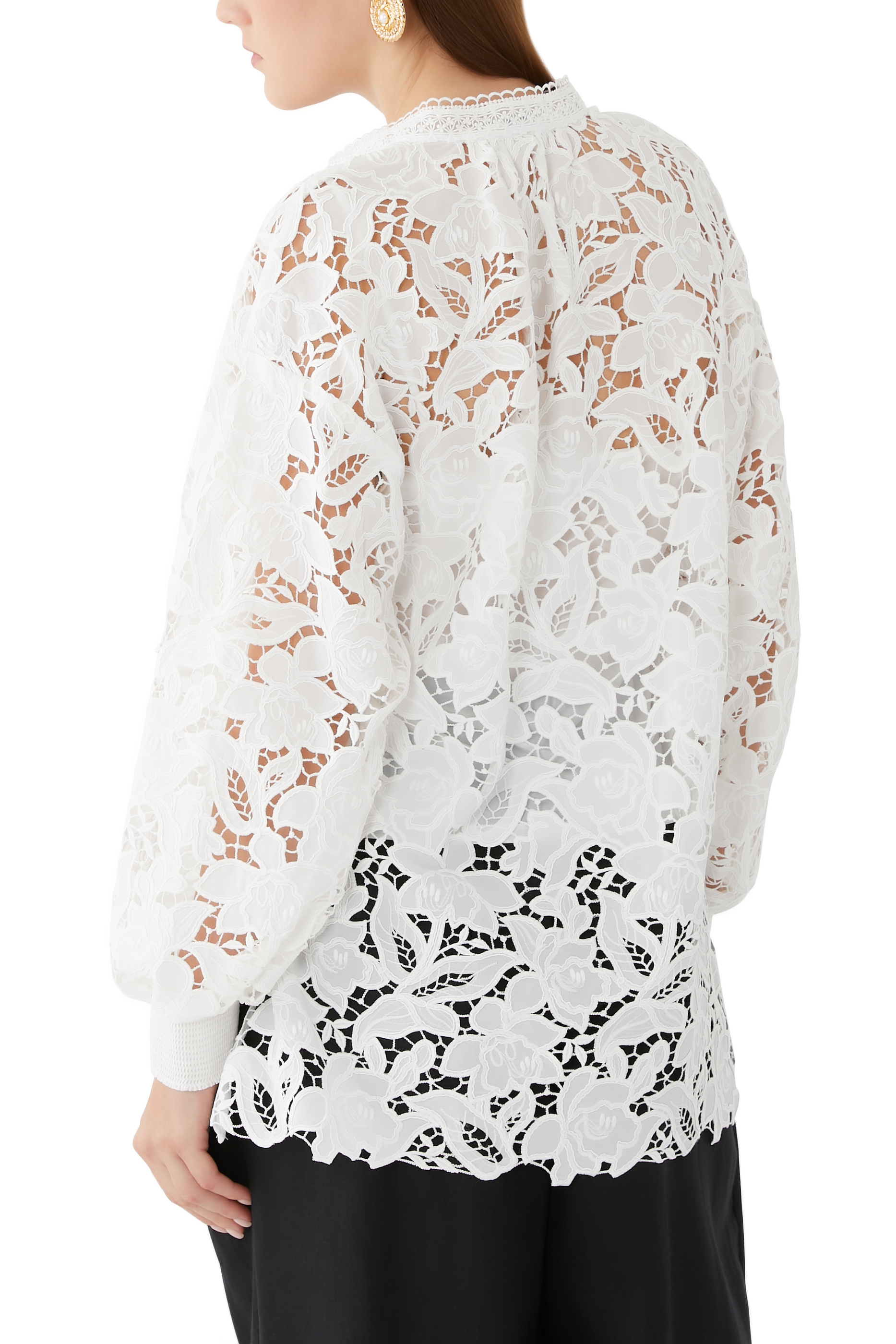 بلوزة ايسلين