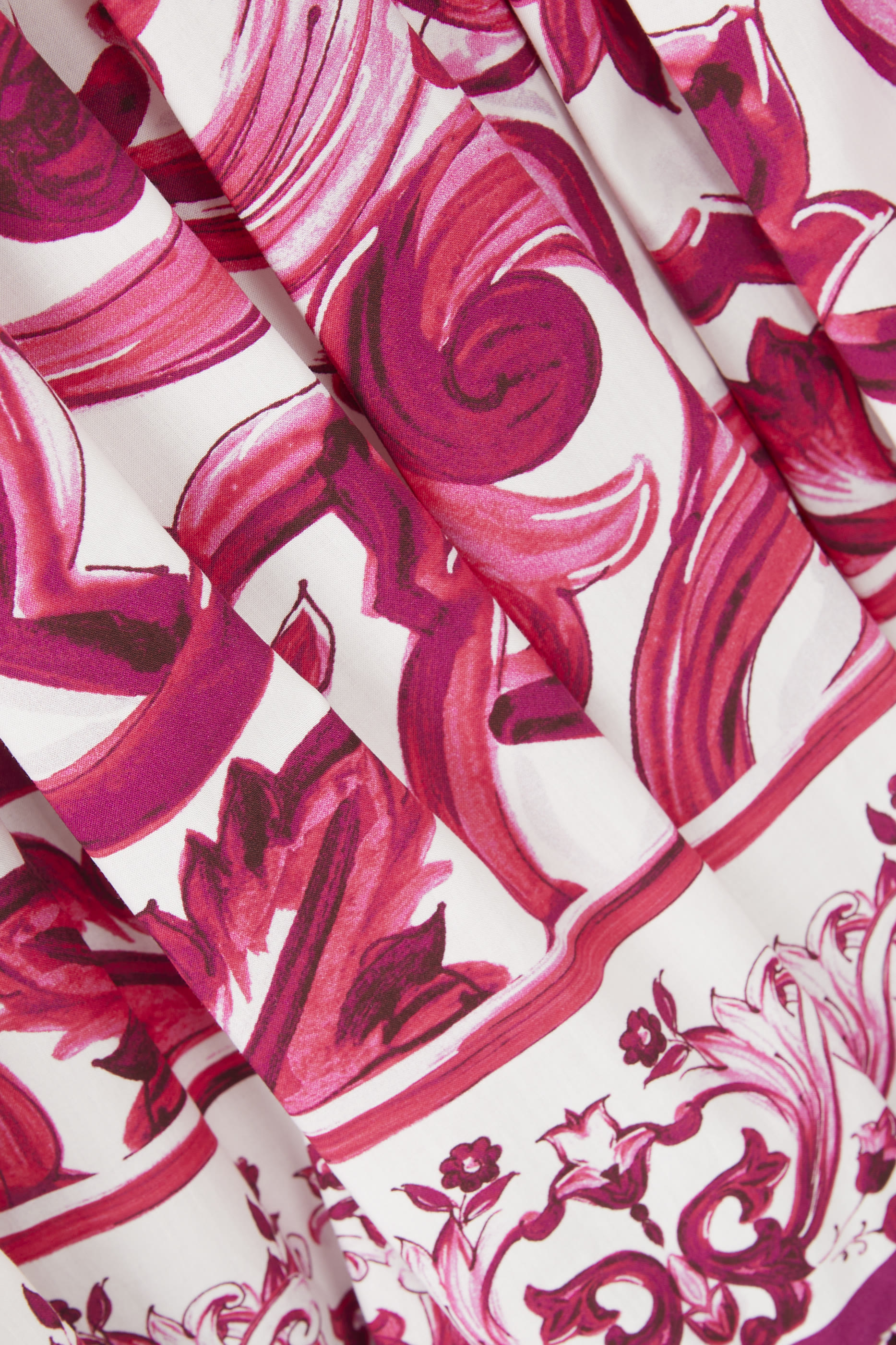 فستان بطبعة ماجوليكا قطن