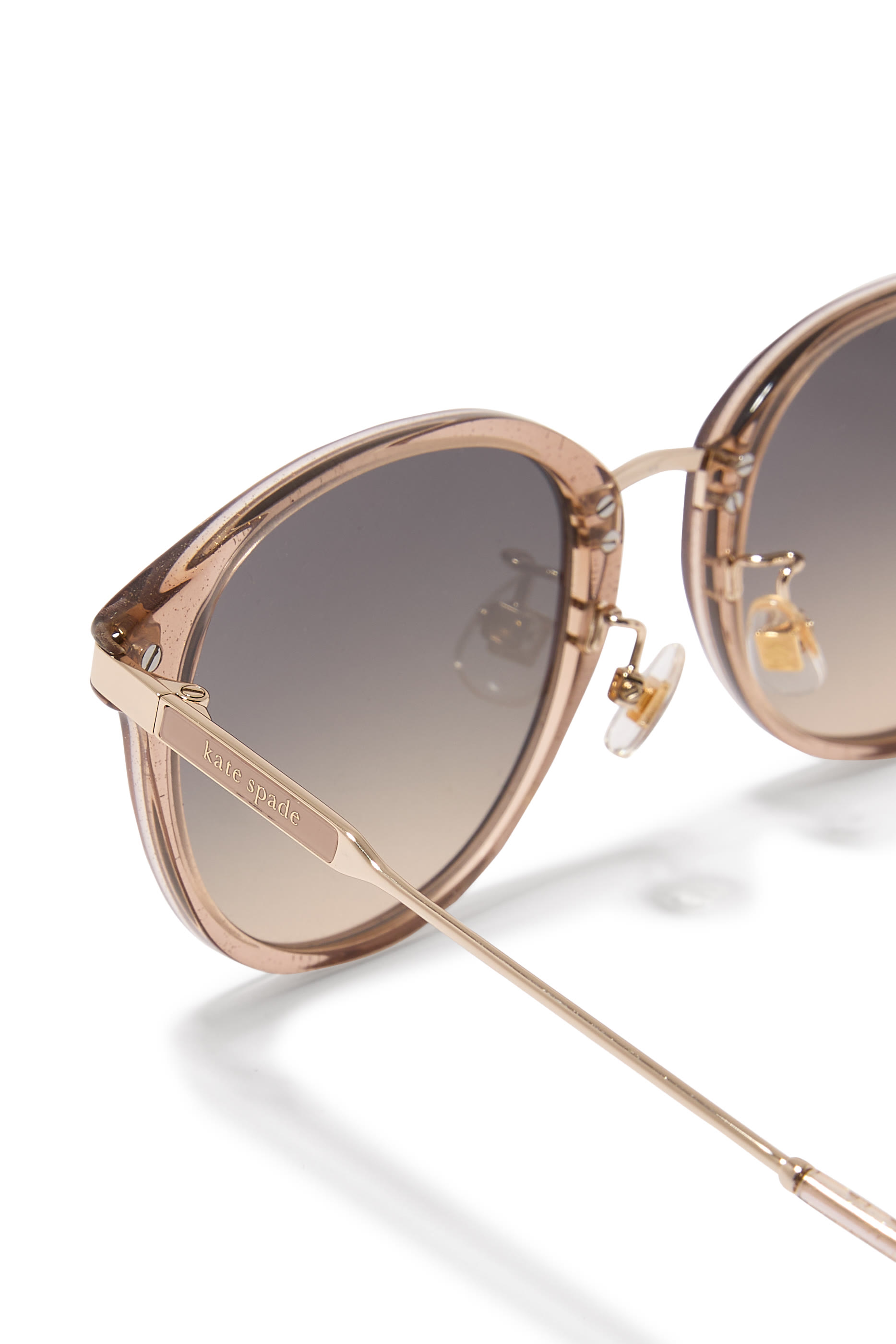 نظارة شمسية بإطار دائري