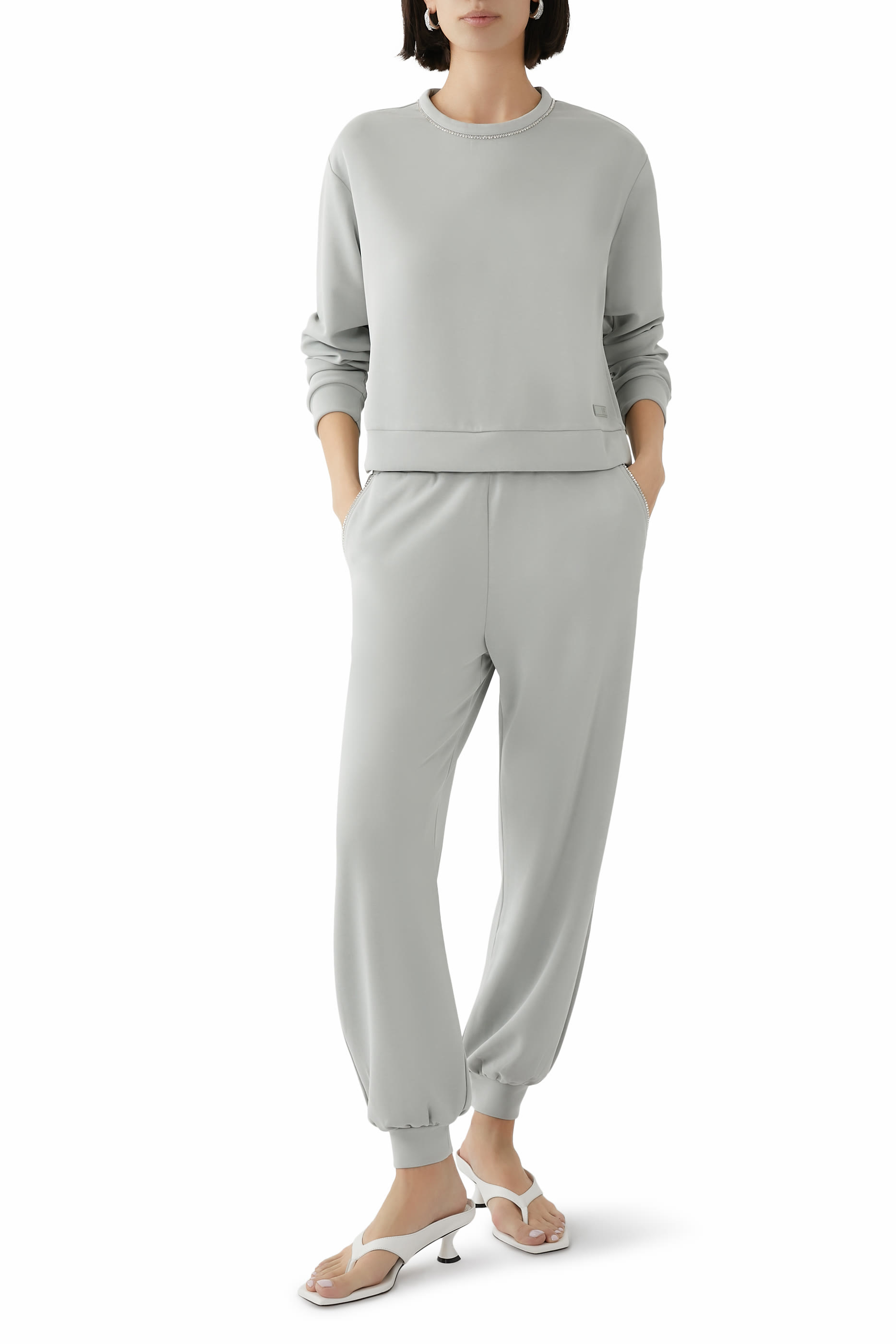 بنطال رياضي بقصة مريحة