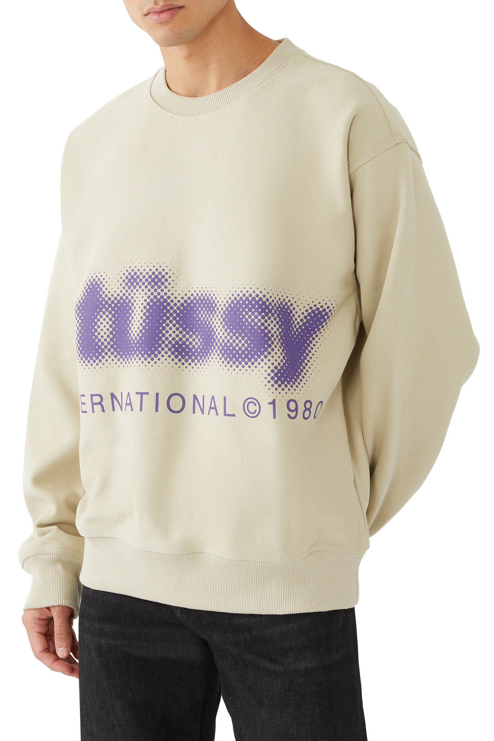 سويت شيرت بلور بياقة ضيقة