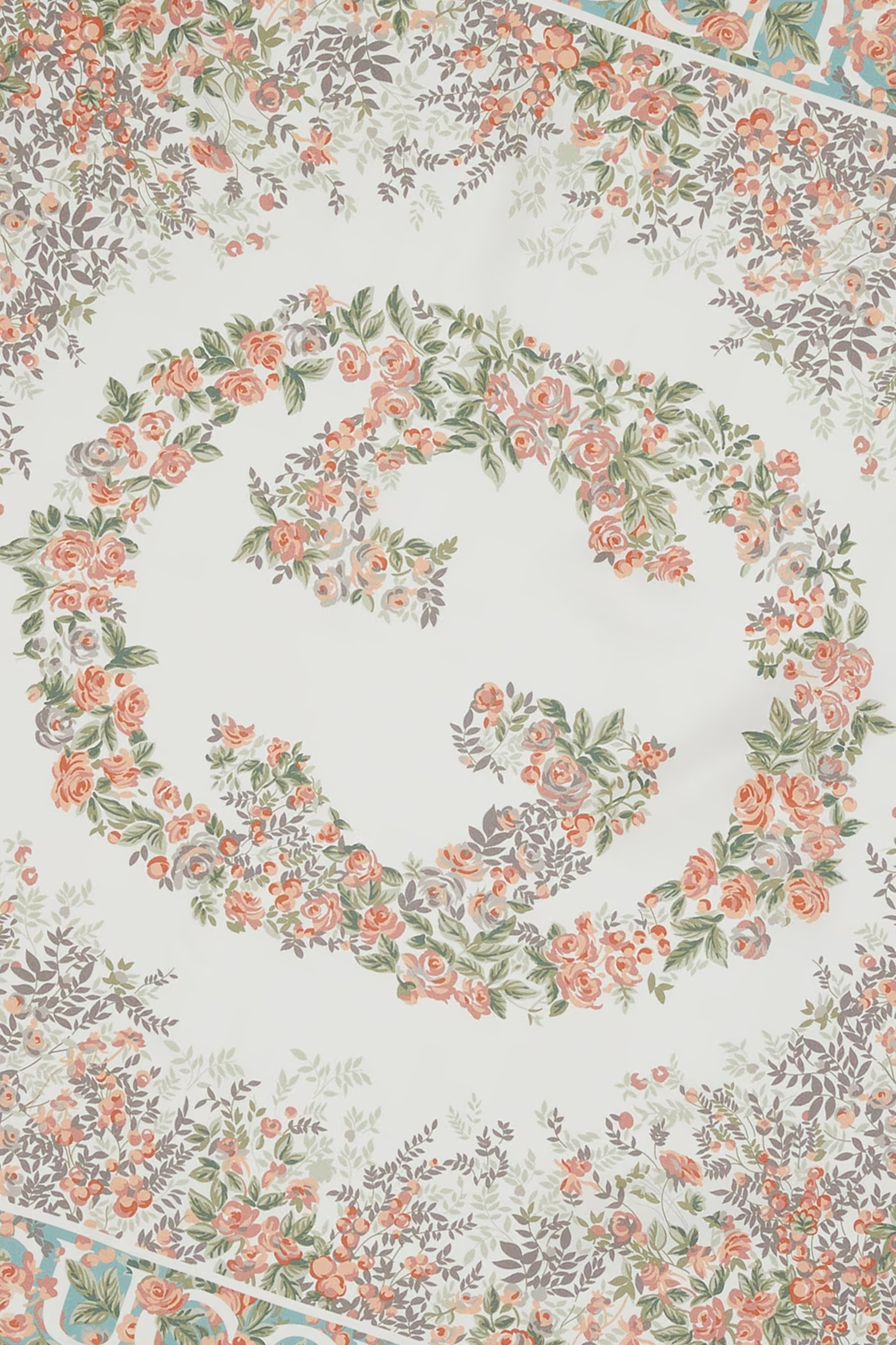 وشاح بنقشة حرفي شعار الماركة المتداخلين وزهور حرير