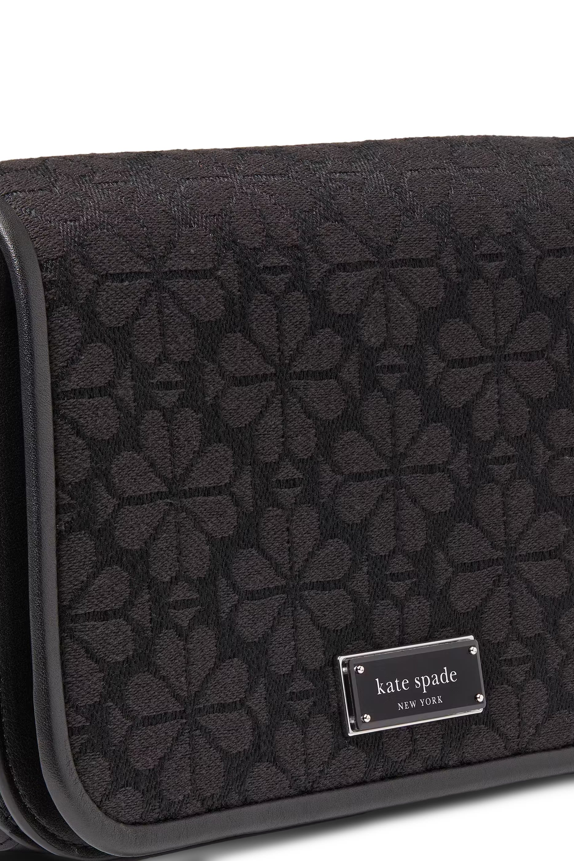 حقيبة كروس بودي صغيرة بغطاء قلاب ونقشة زهور بالشكل البستوني جاكار