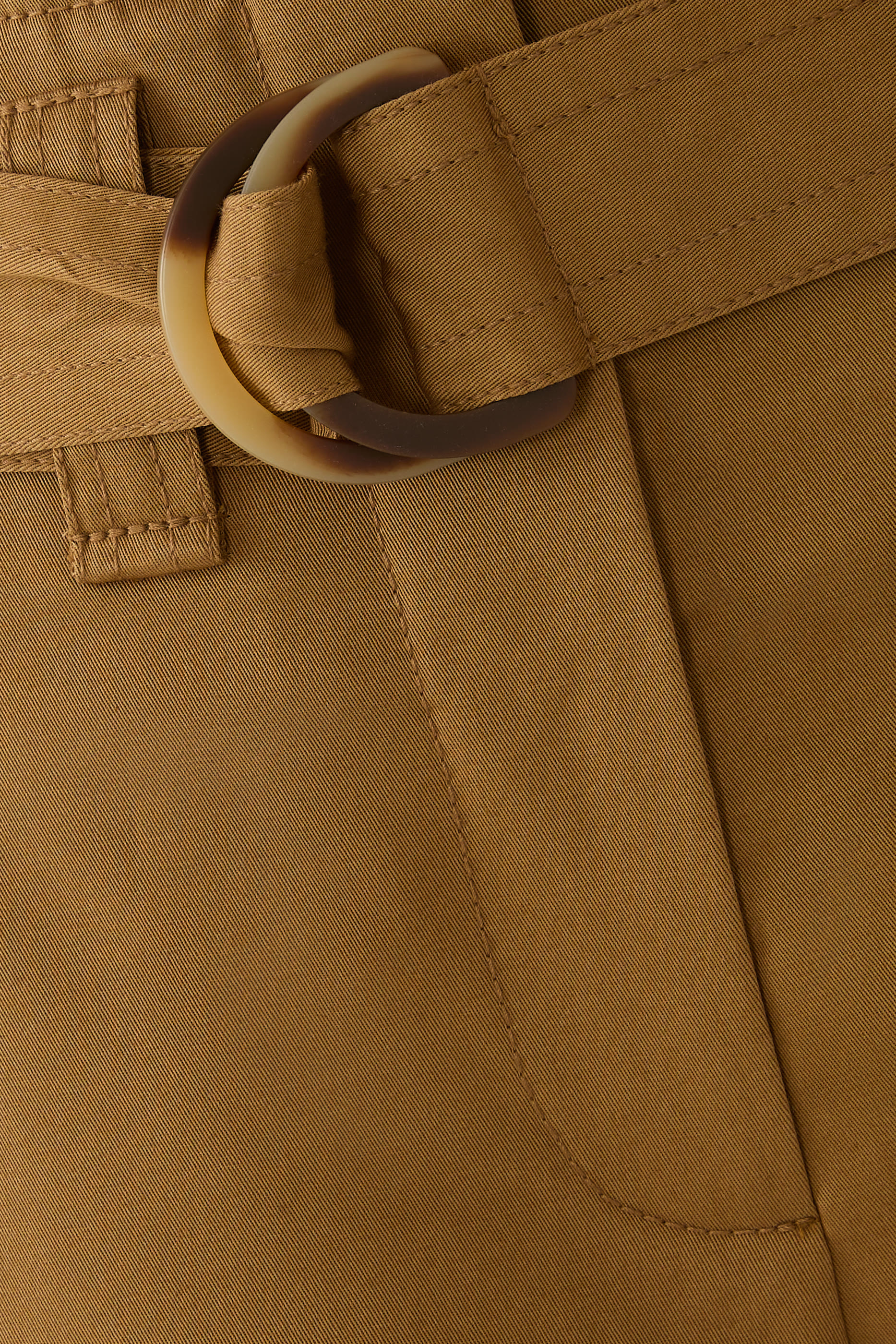 بنطال كارغو إيلومينيت