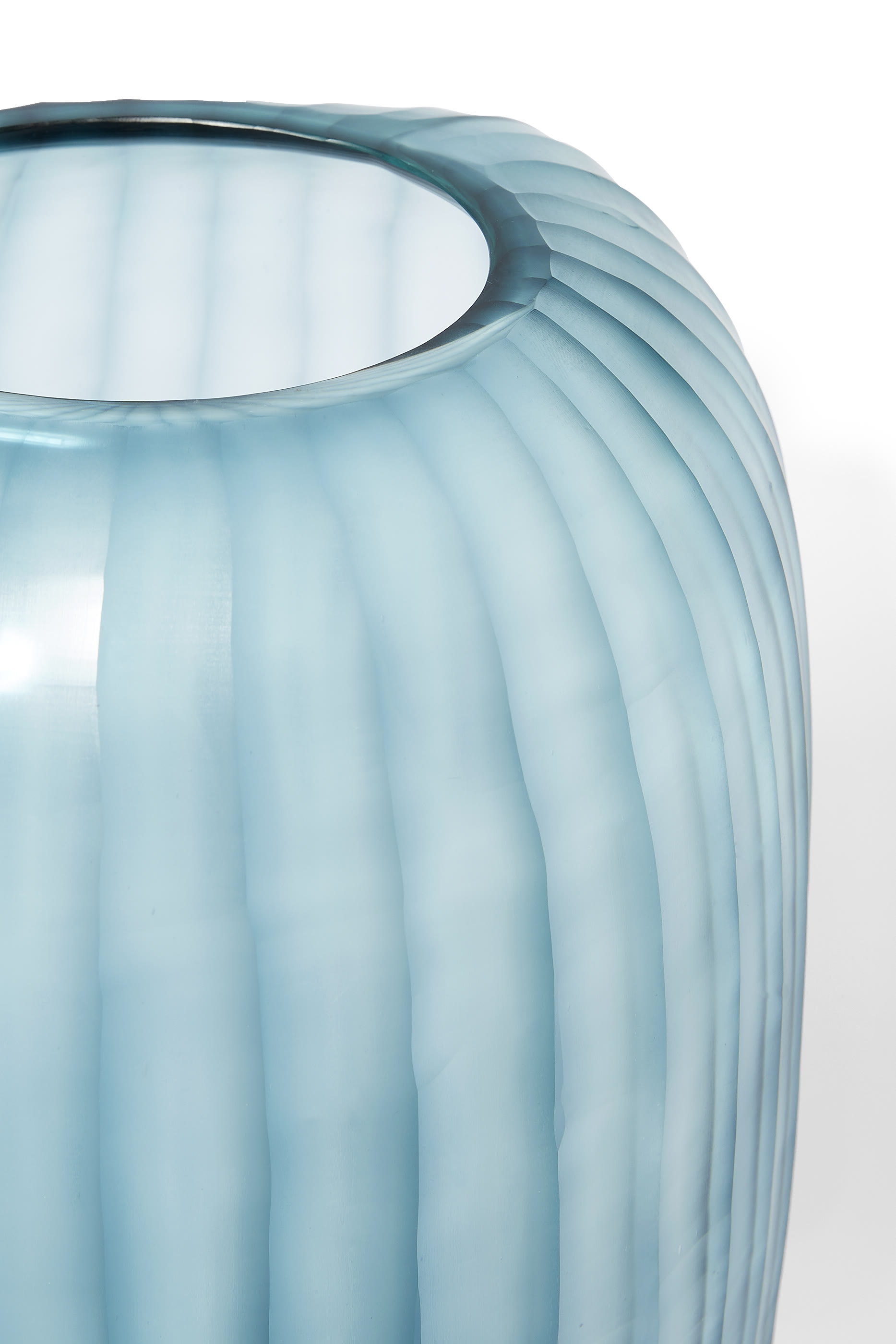 مزهرية جوبي طويلة