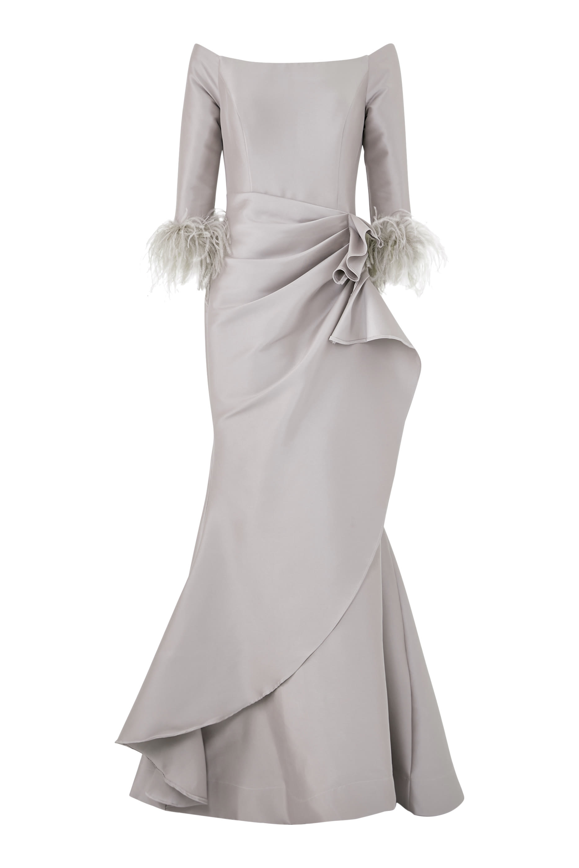 فستان بأكتاف متساقطة