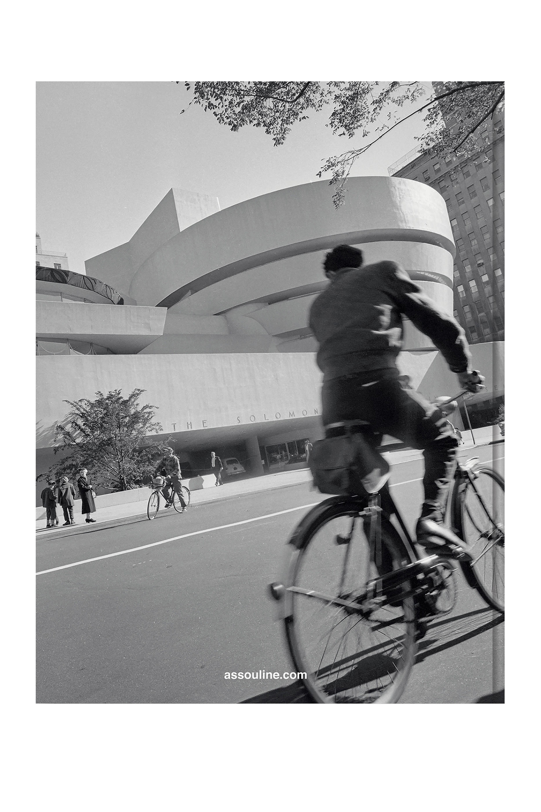 كتاب فيفث أفنيو: 200 ييرز اوف ستوريز اند ليجندز