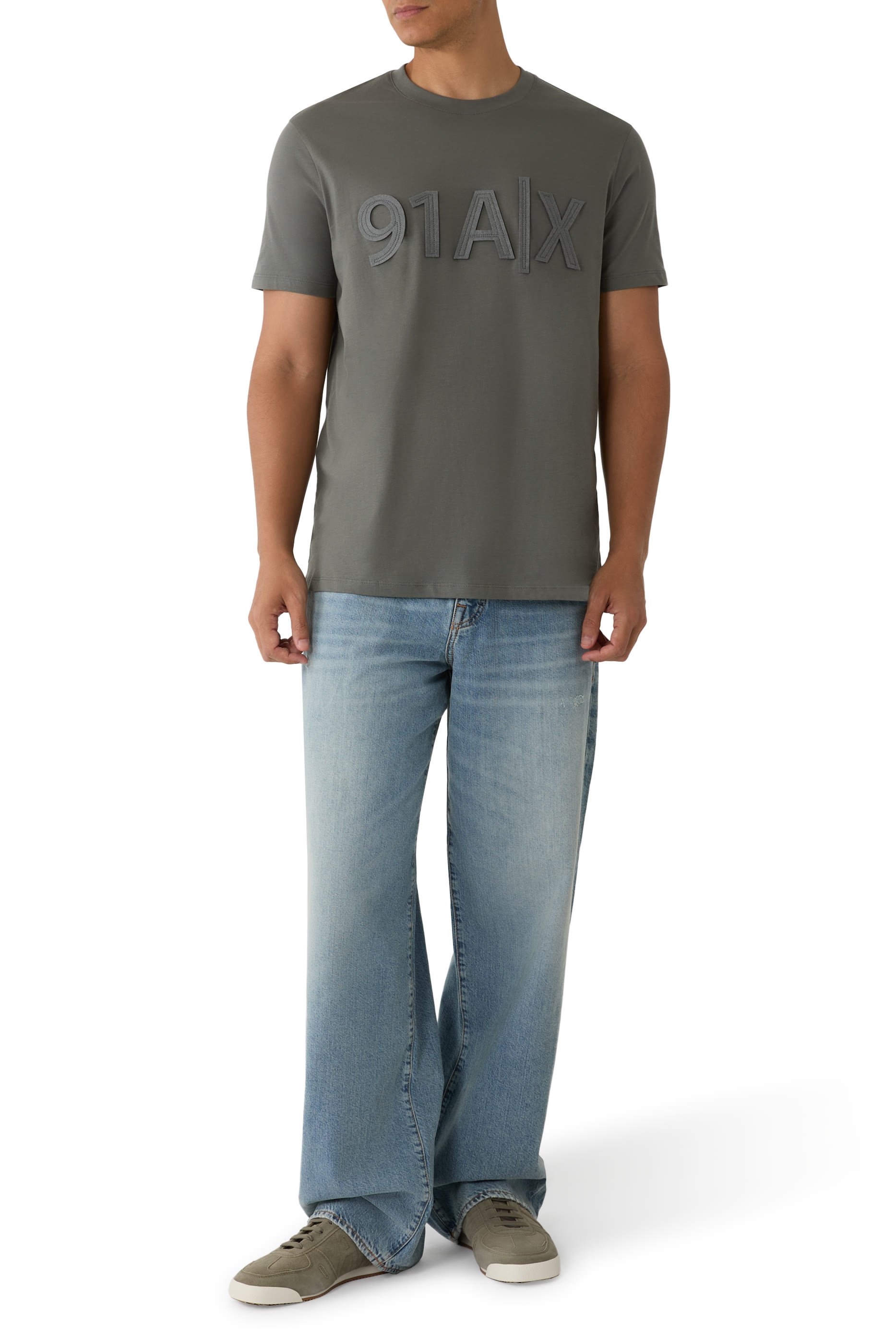 بنطال جينز بقصة مريحة دنيم