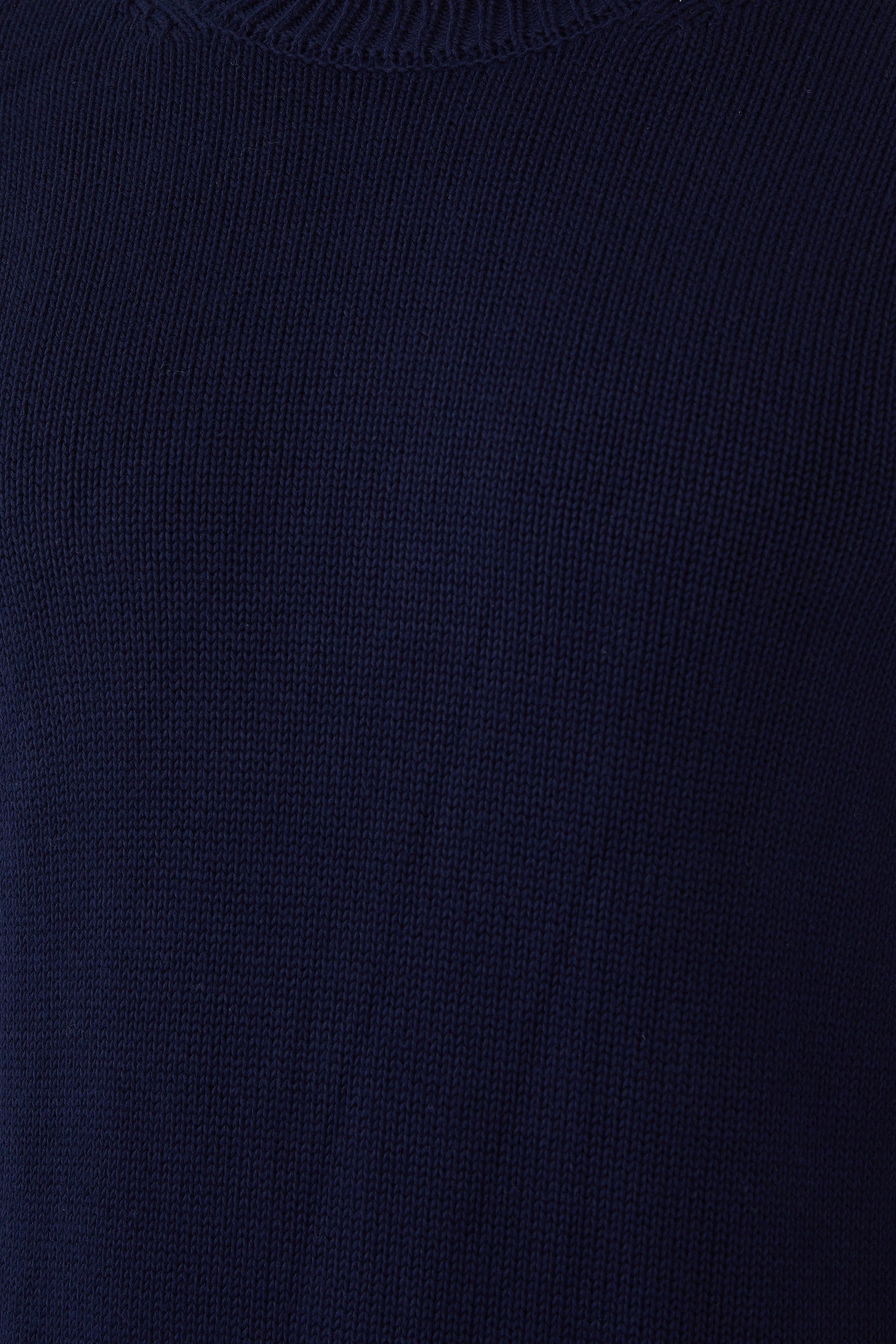 سويت شيرت بياقة ضيقة بقصة ضيقة