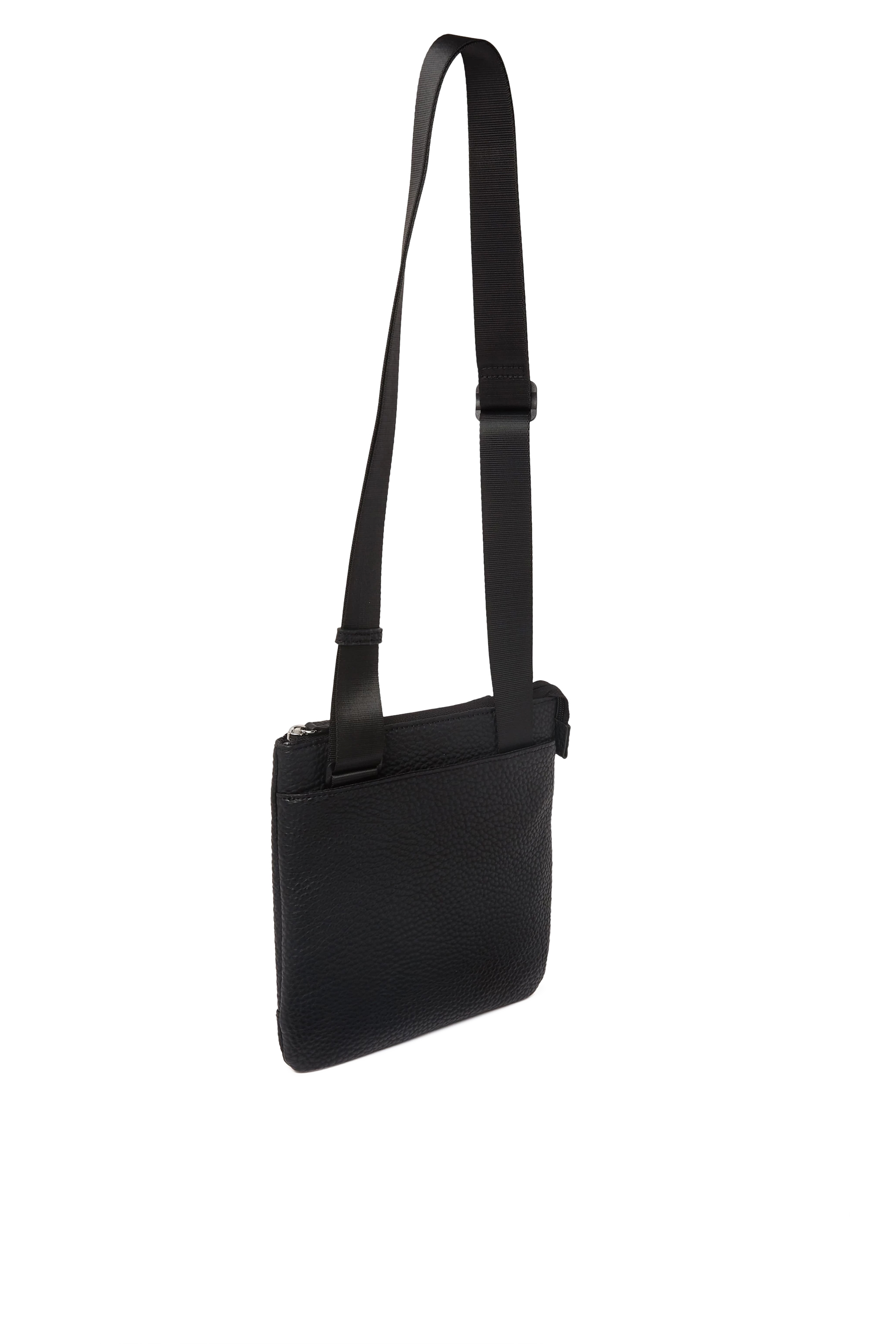 حقيبة كروس كابري بشعار الماركة