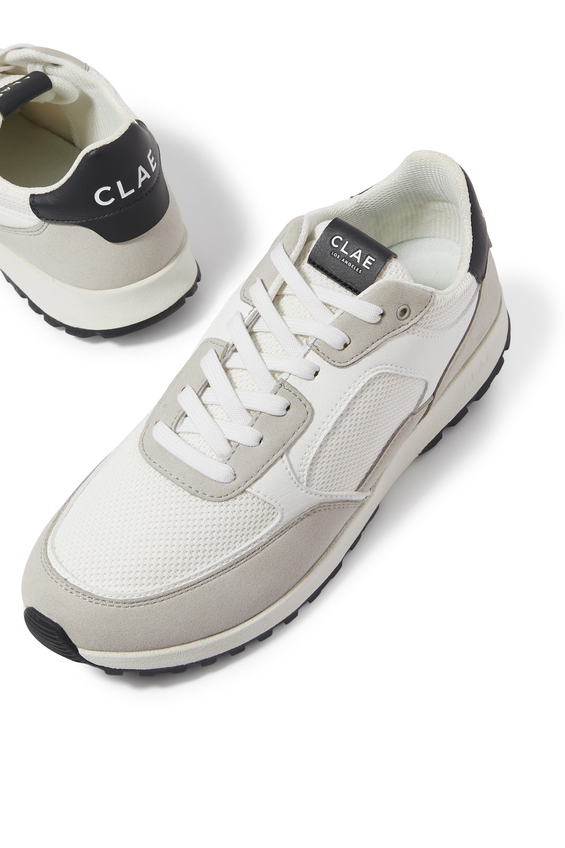 سنيكرز جوشوا