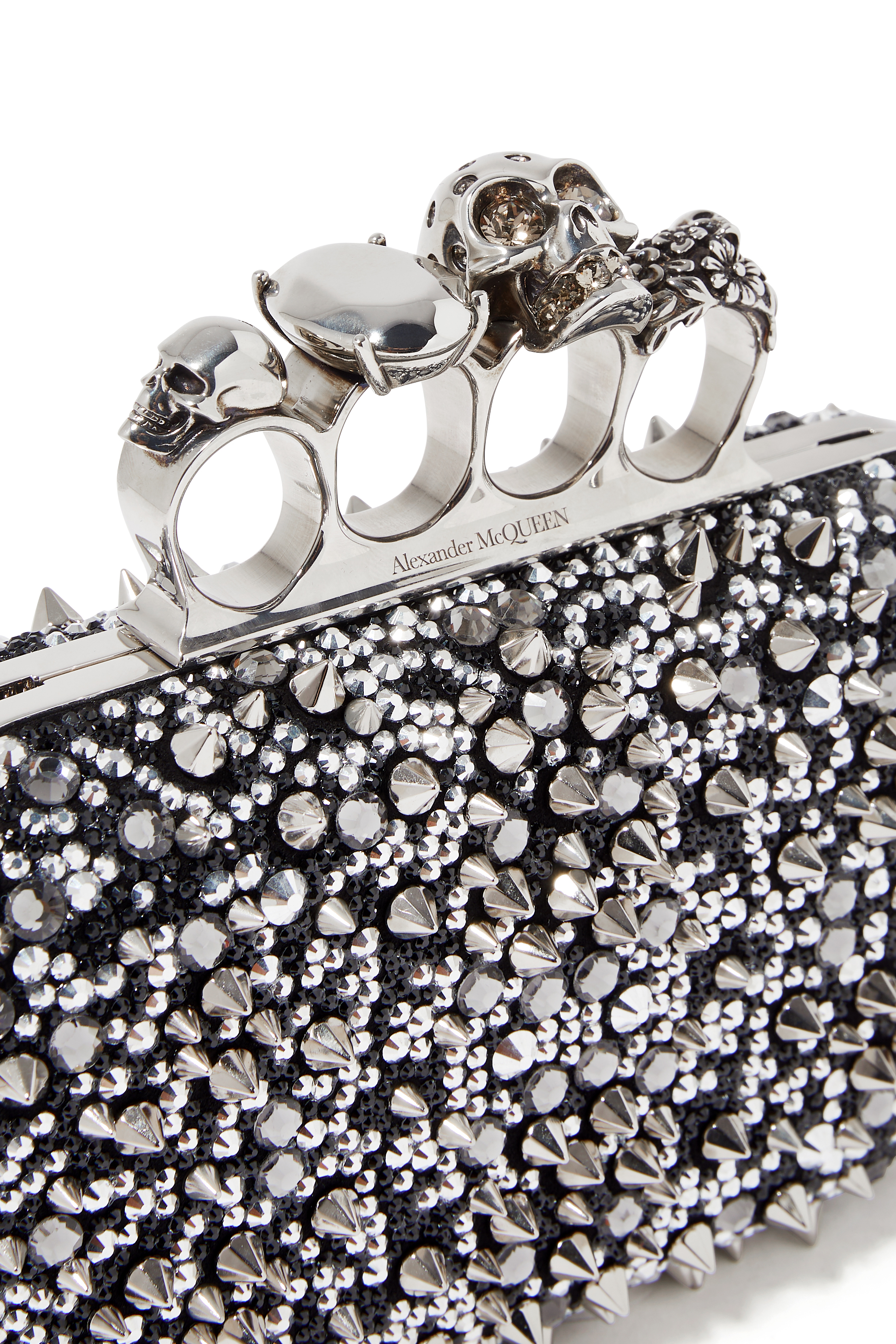 كلاتش مرصع بحمالة سلسلة