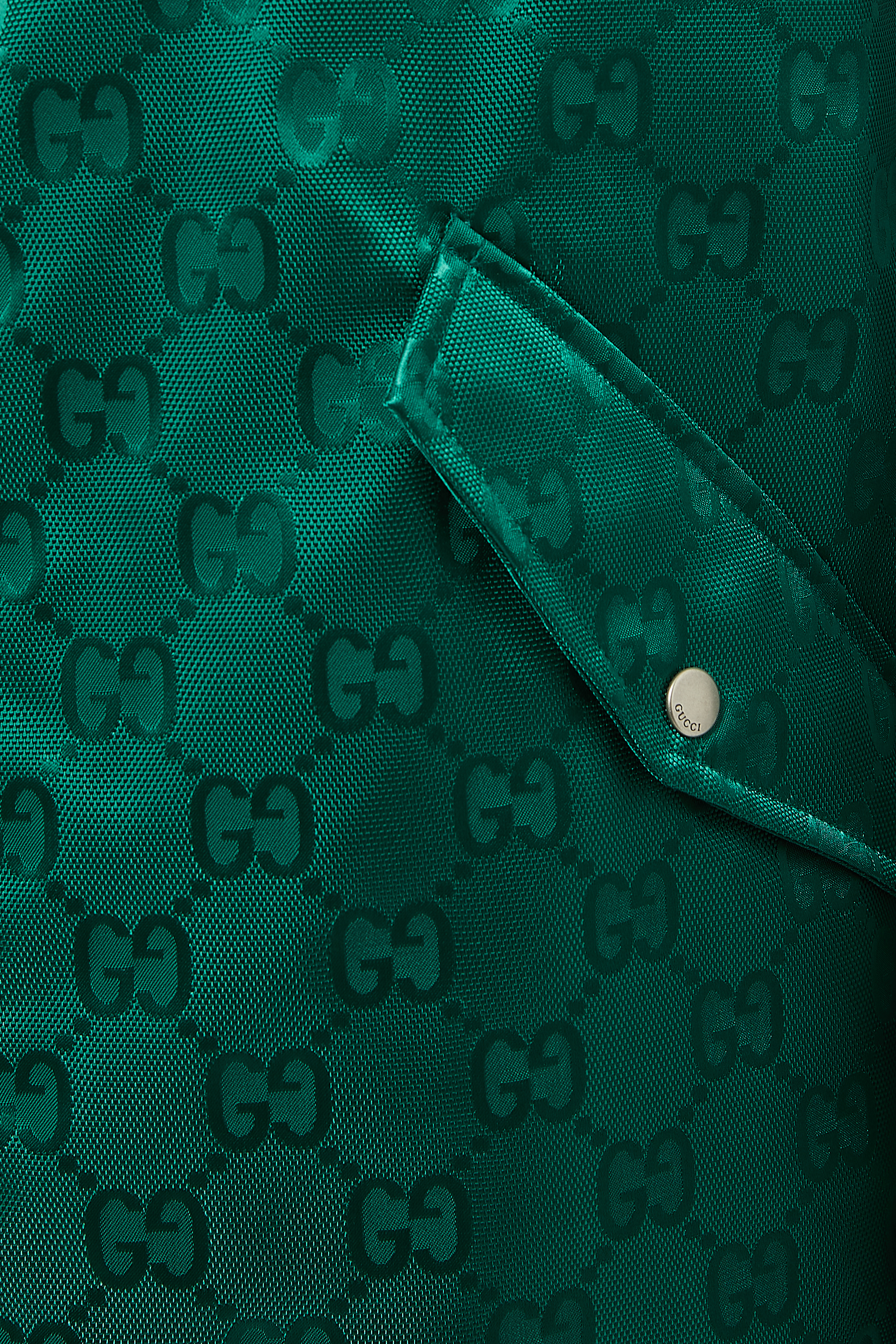 جاكيت قماش قنب بنقشة شعار GG مضادة للماء