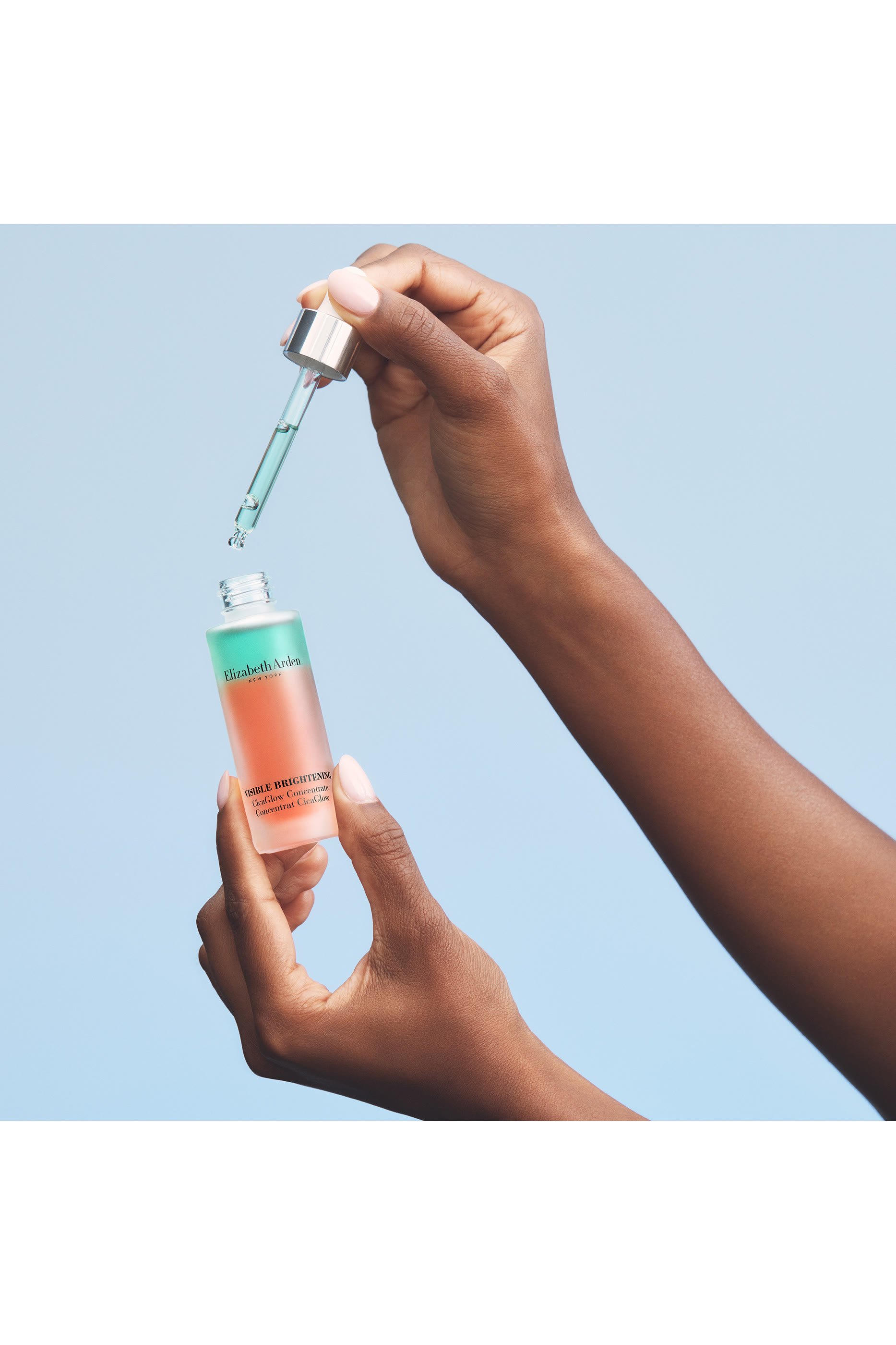 مقشر مركز فيزيبل بريتنينج سيكا جلو لإشراقة البشرة