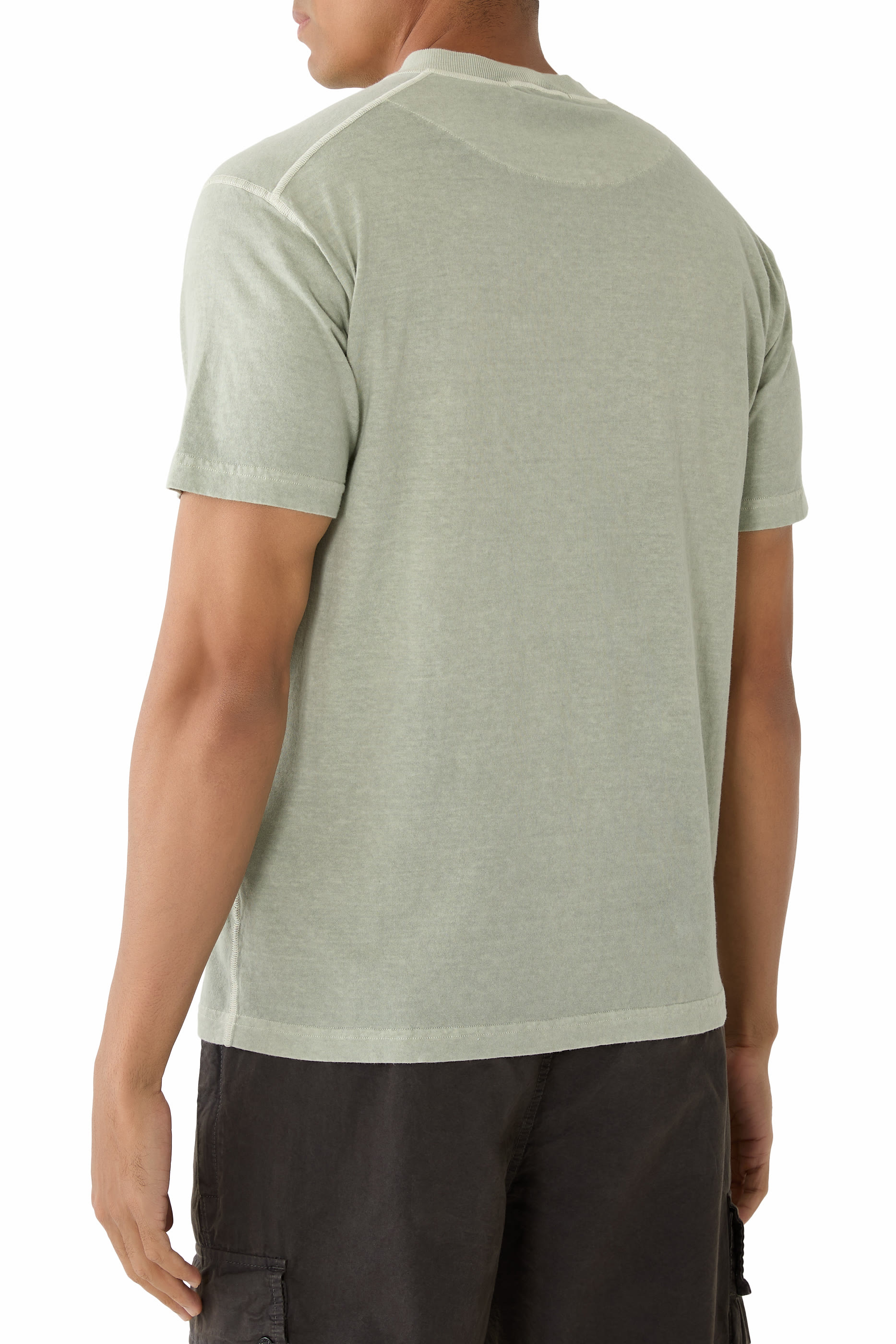 تيشيرت برقعة شعار البوصلة