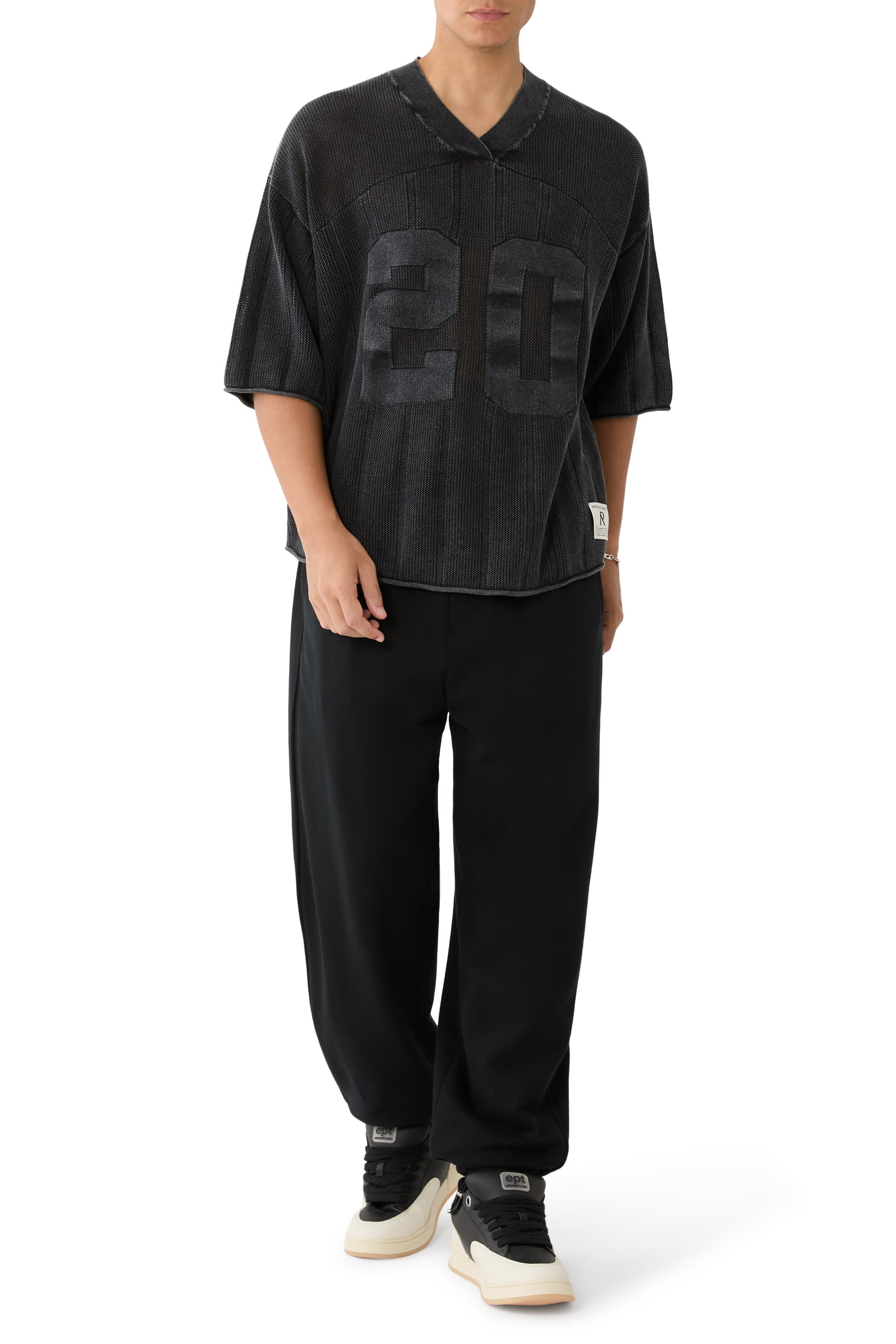 تيشيرت رياضي منسوج بتصميم جامعي