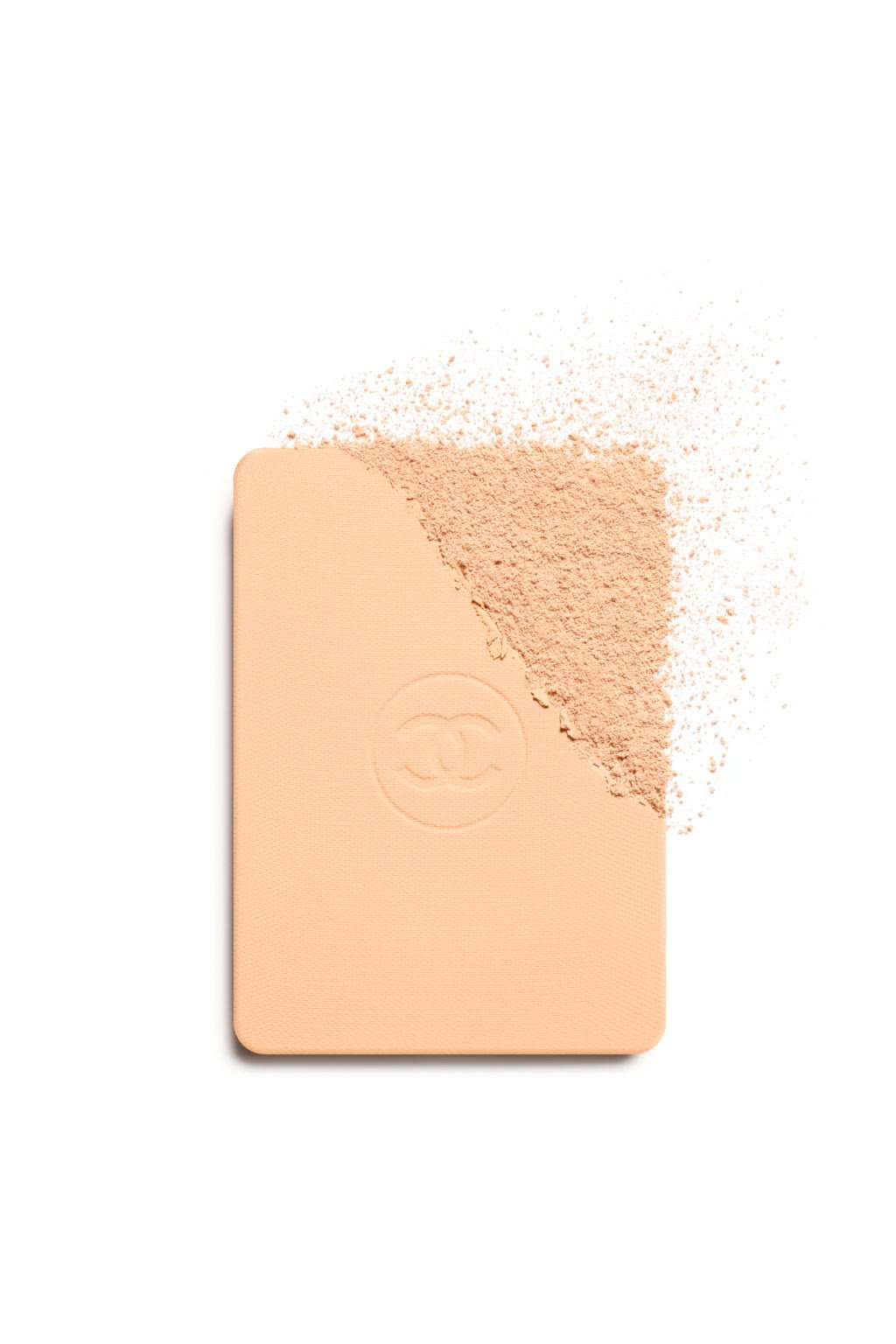 مستحضر أساس مضغوط بثبات طويل وراحة فائقة طوال اليوم لبشرةٍ خالية من الشوائب ULTRA LE TEINT