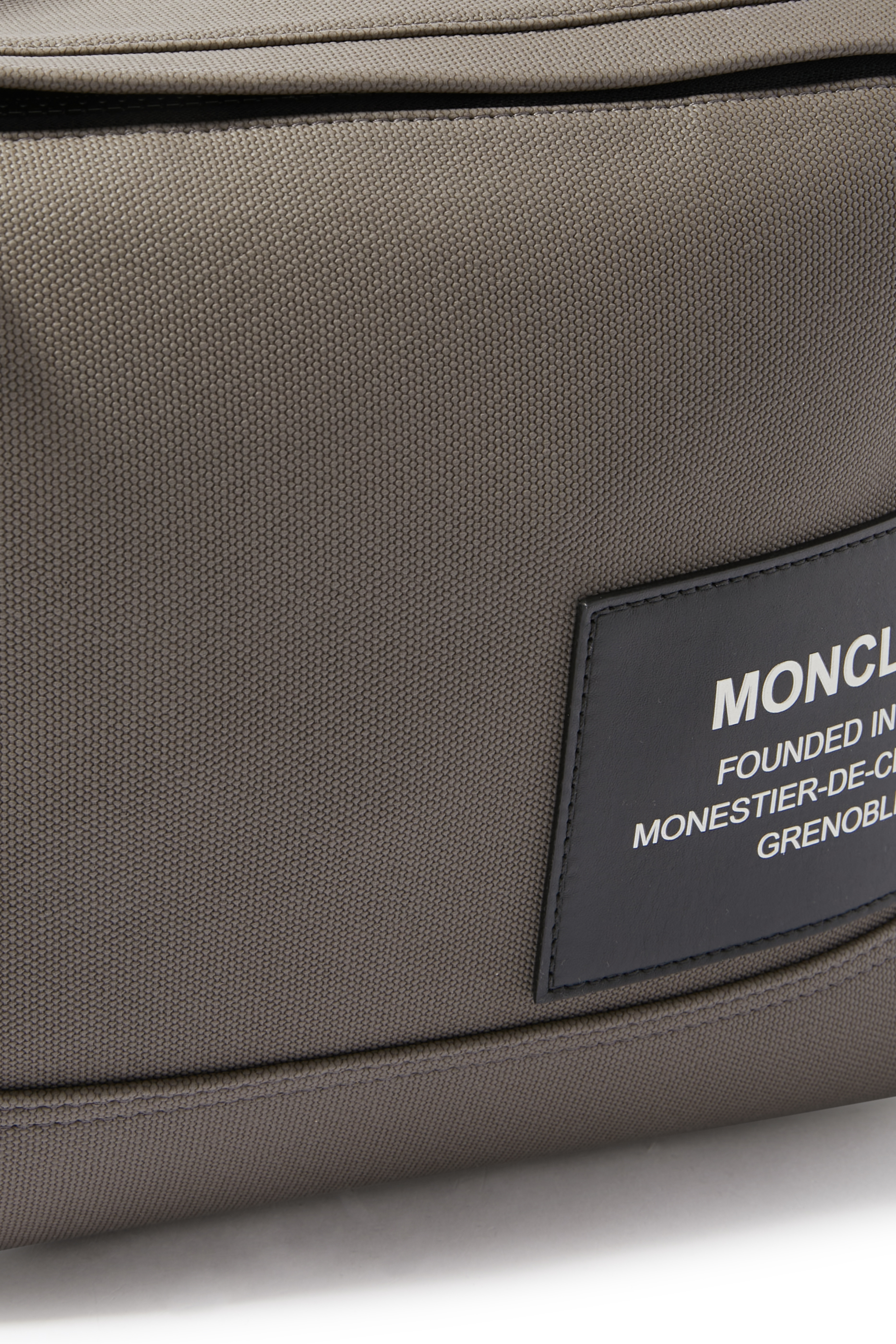 حقيبة يد ناكوا