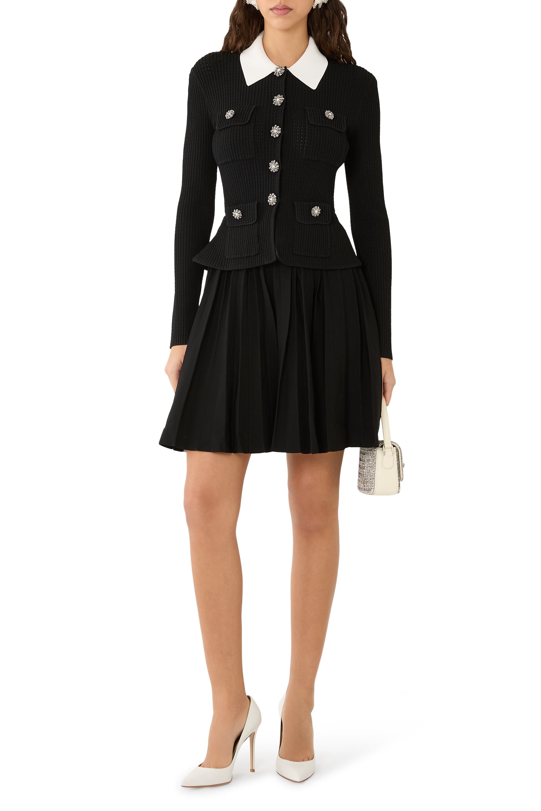 فستان قصير منسوج بقصة ضيقة