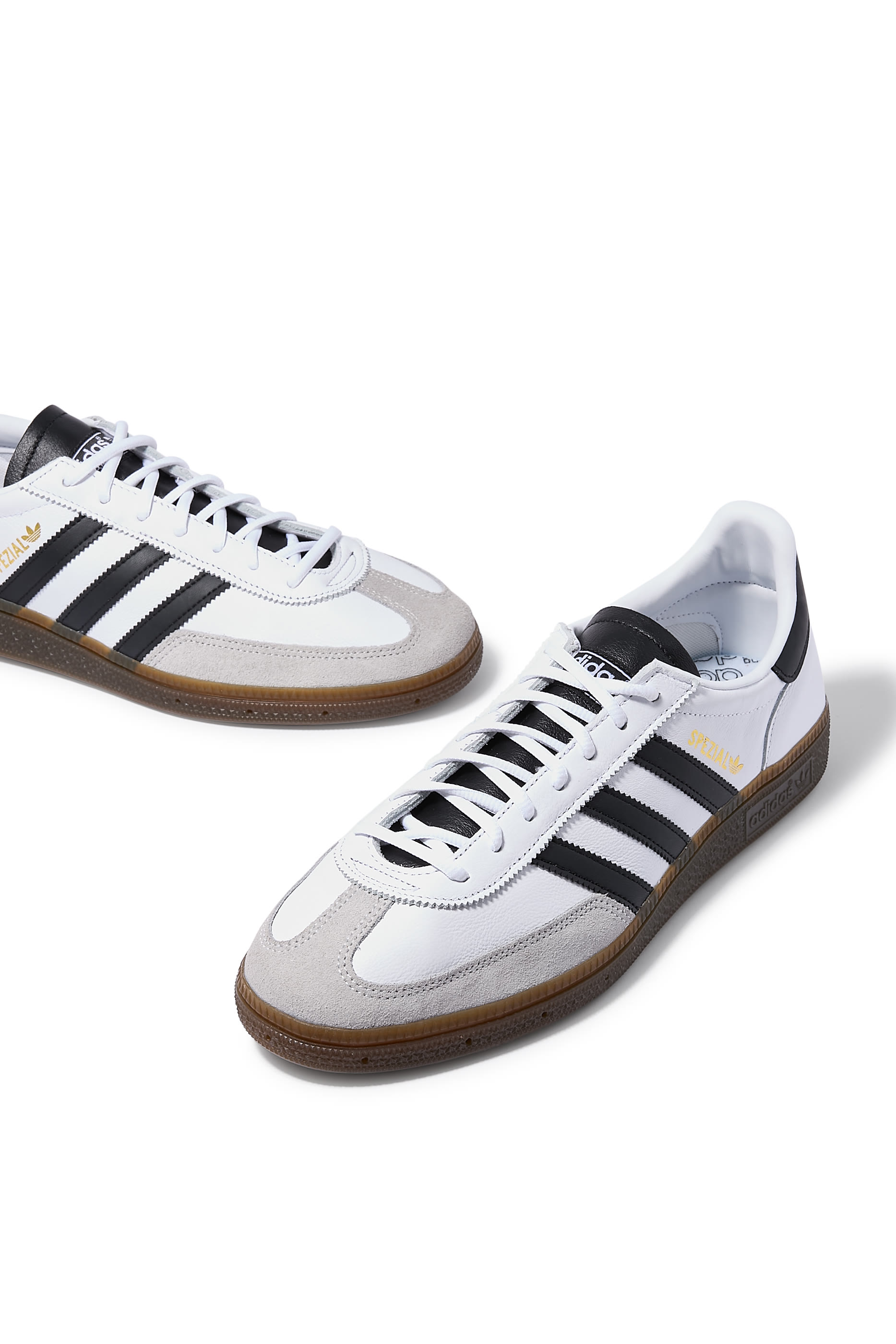 سنيكرز هاندبول سبيجيال