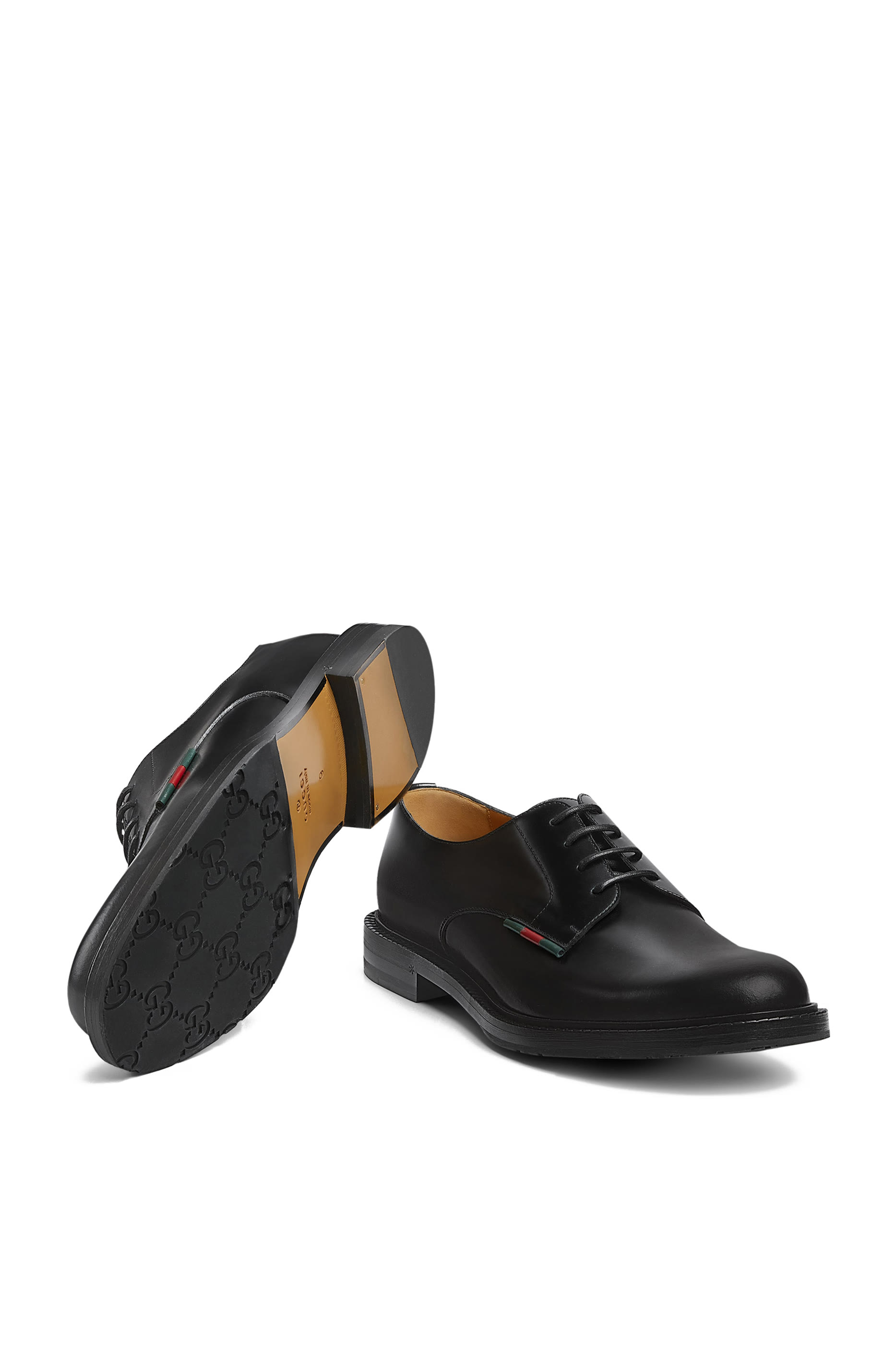 حذاء سهل الارتداء بأربطة