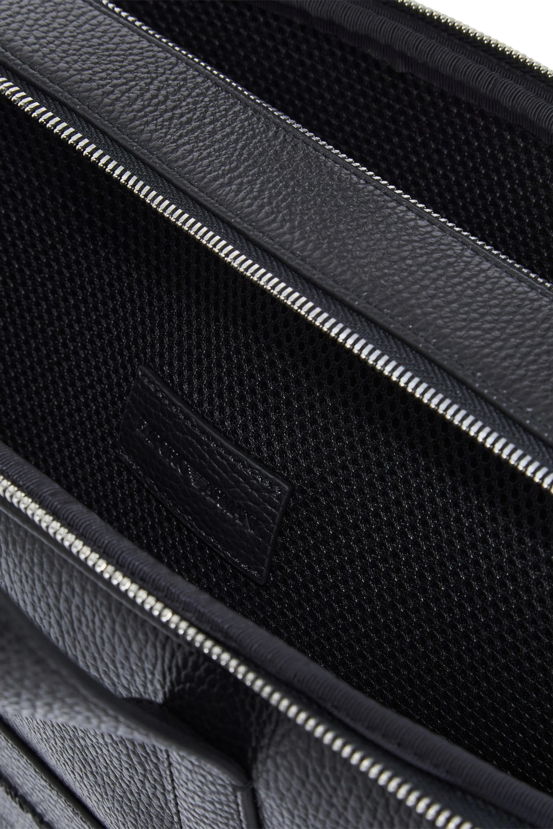 حقيبة عمل جلد