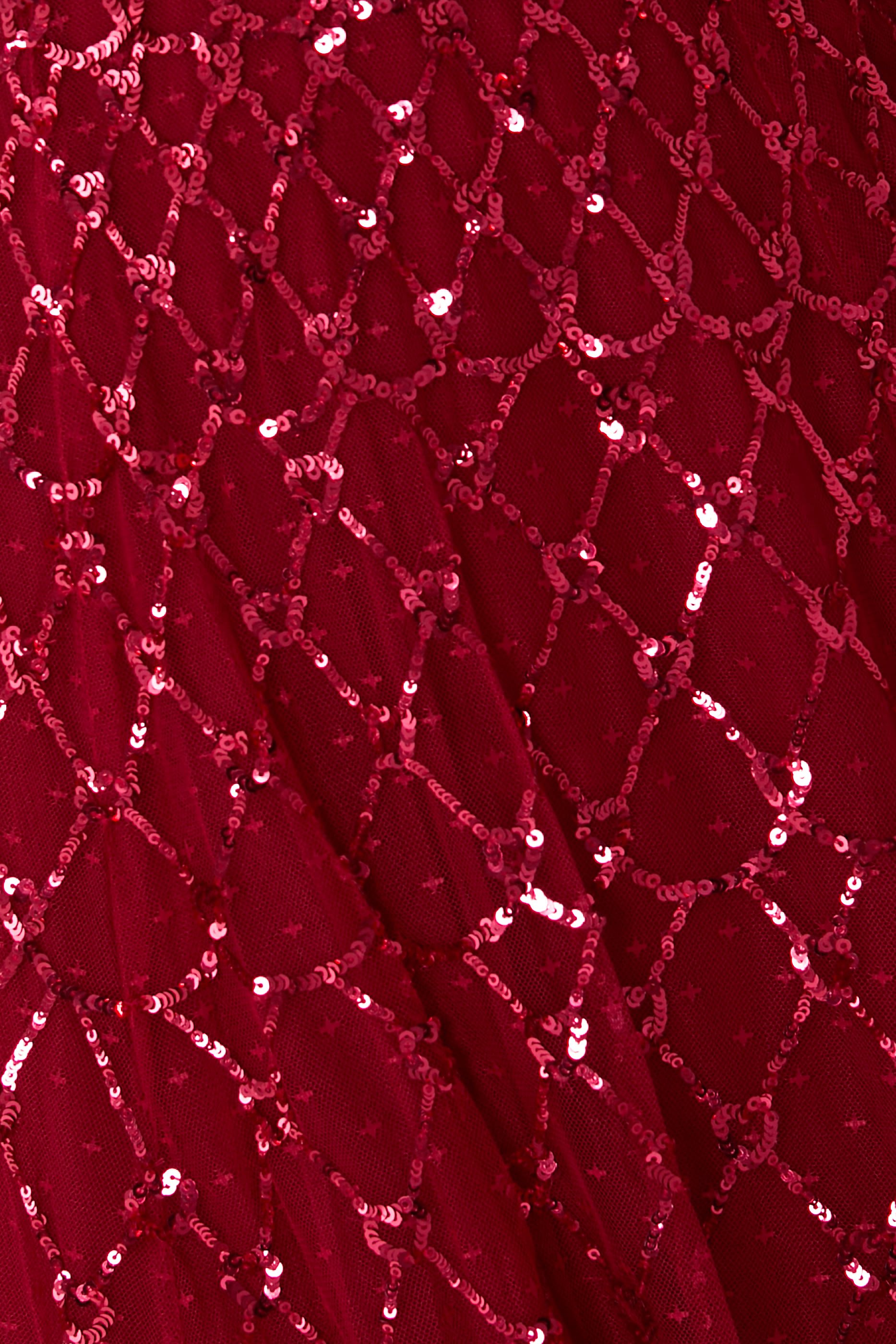 فستان سهرة بطول الكاحل بتصميم شبكي على شكل قلب