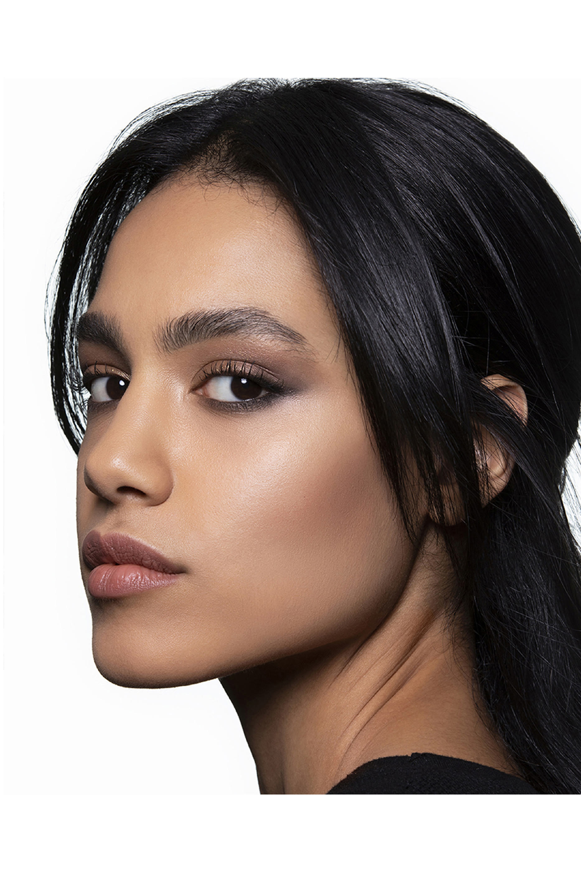 بودرة ألترا اتش دي لتثبيت المكياج