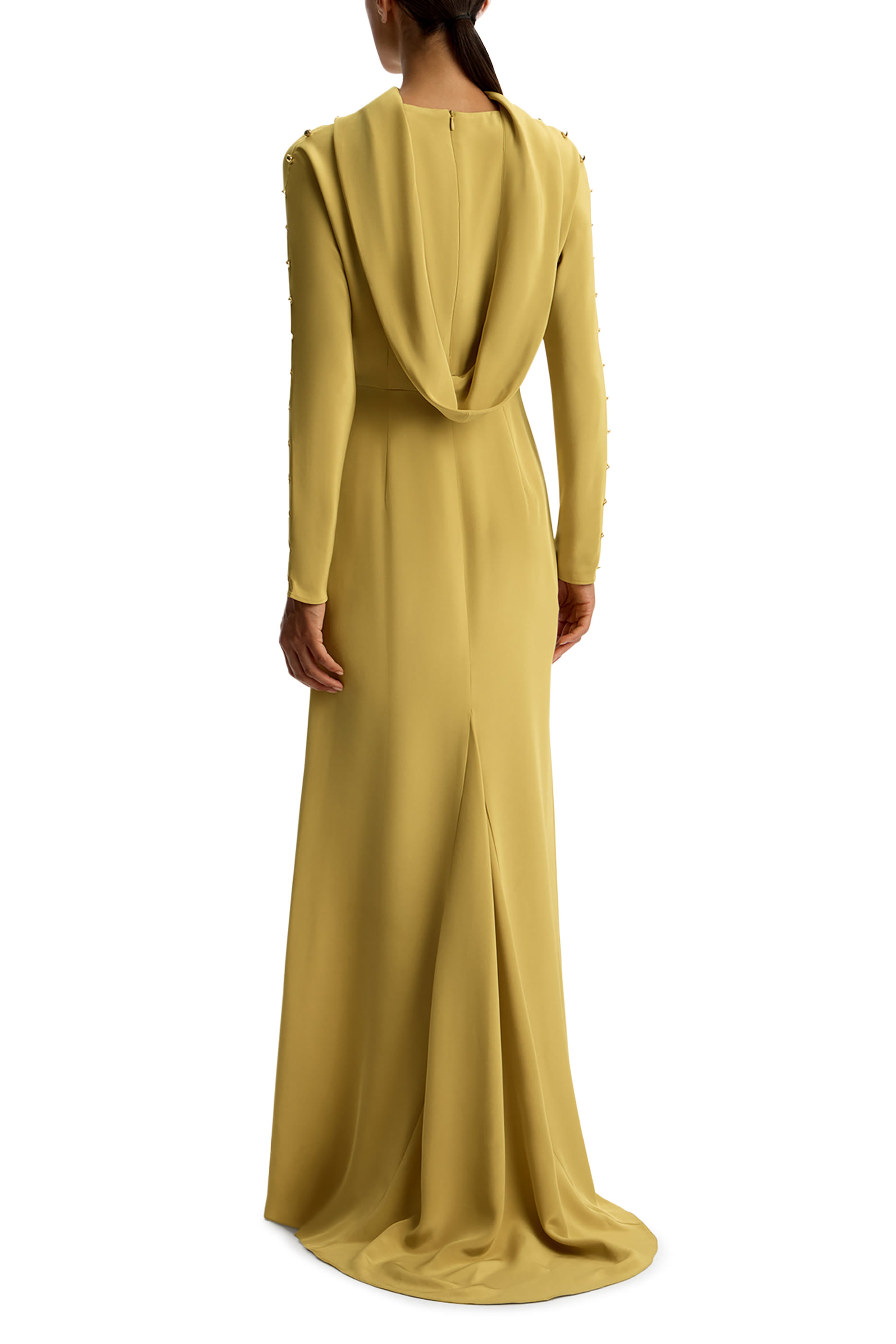 فستان طويل حرير