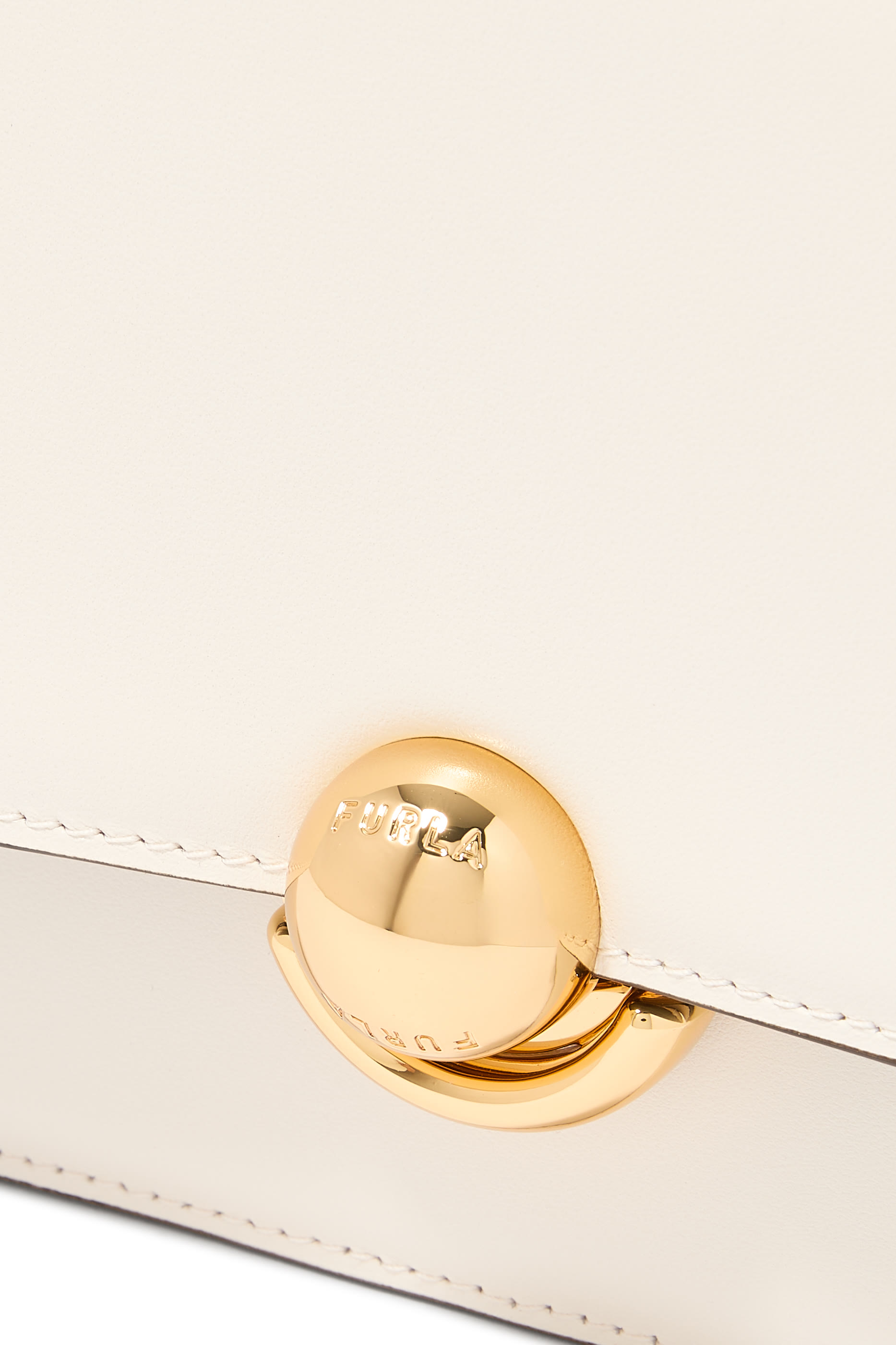 حقيبة كروس سفيرا