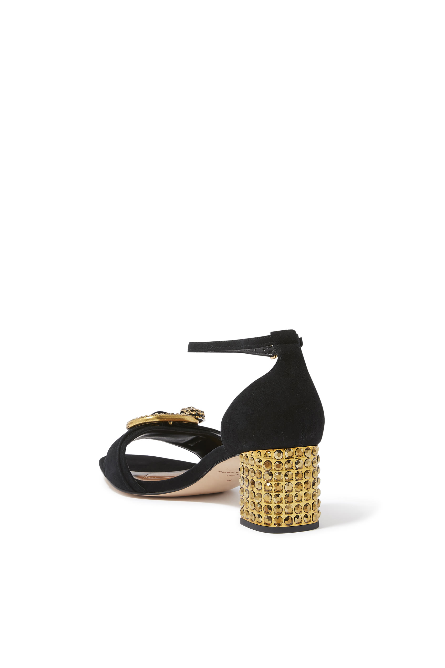 صندل مايفير 55 بحلية بشعار رأس النسر