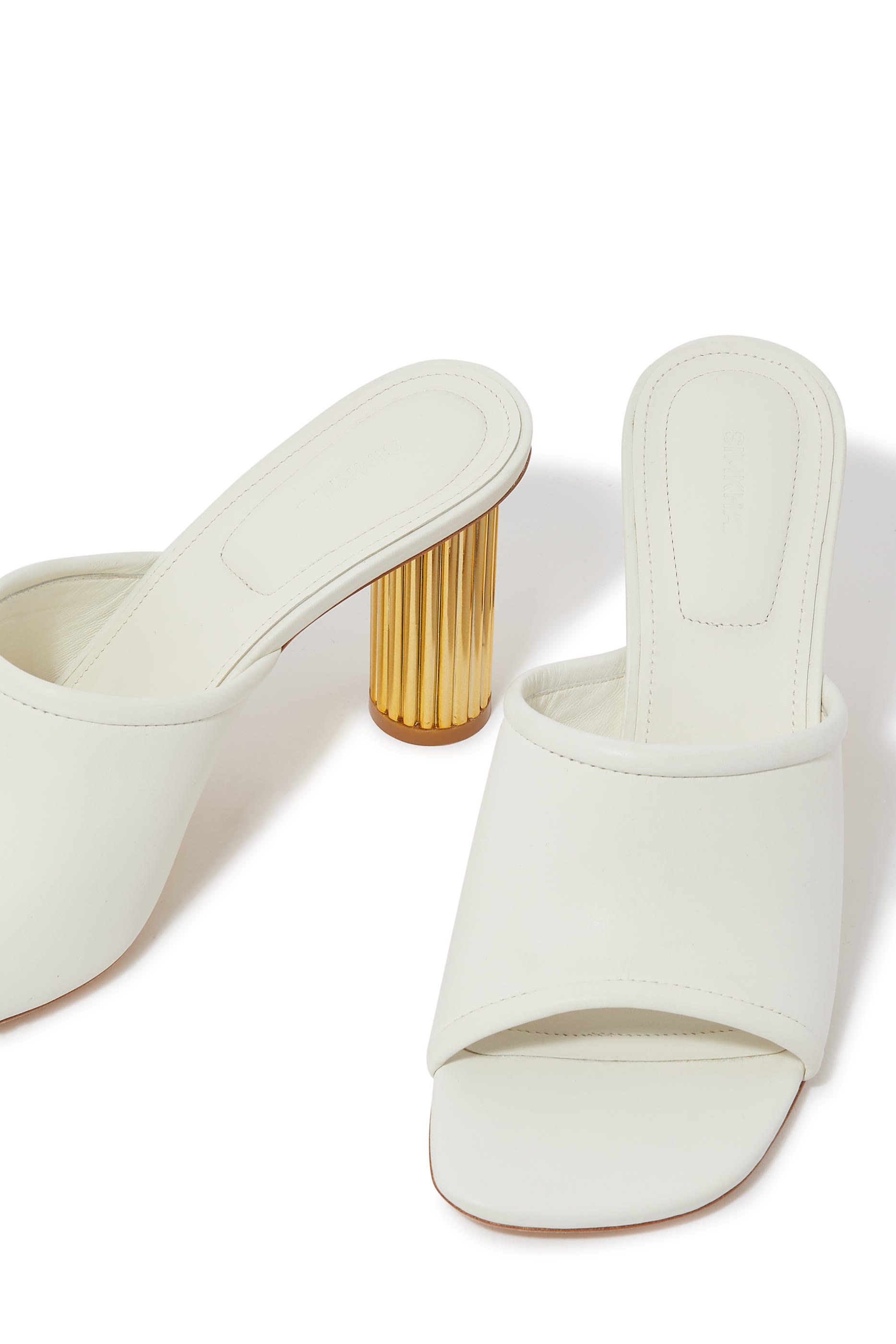 حذاء ونستون 80 مفتوح من الخلف