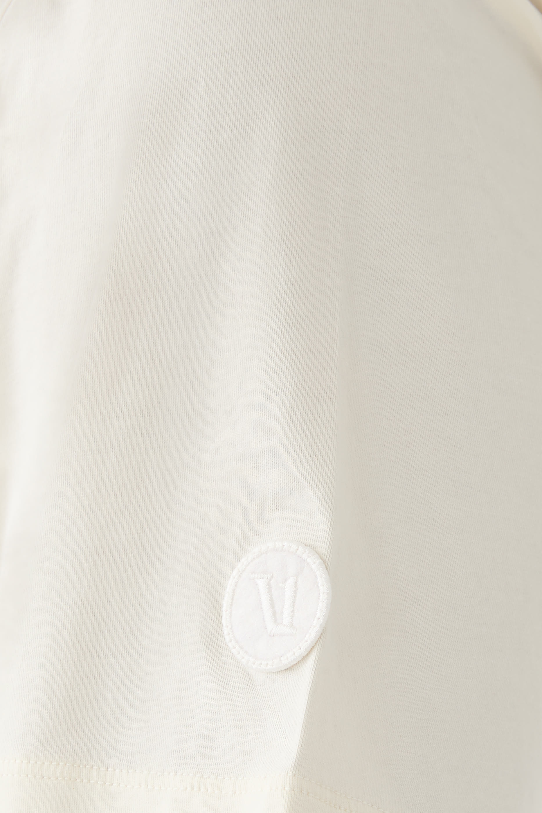 تيشيرت فيذر بأكمام قصيرة