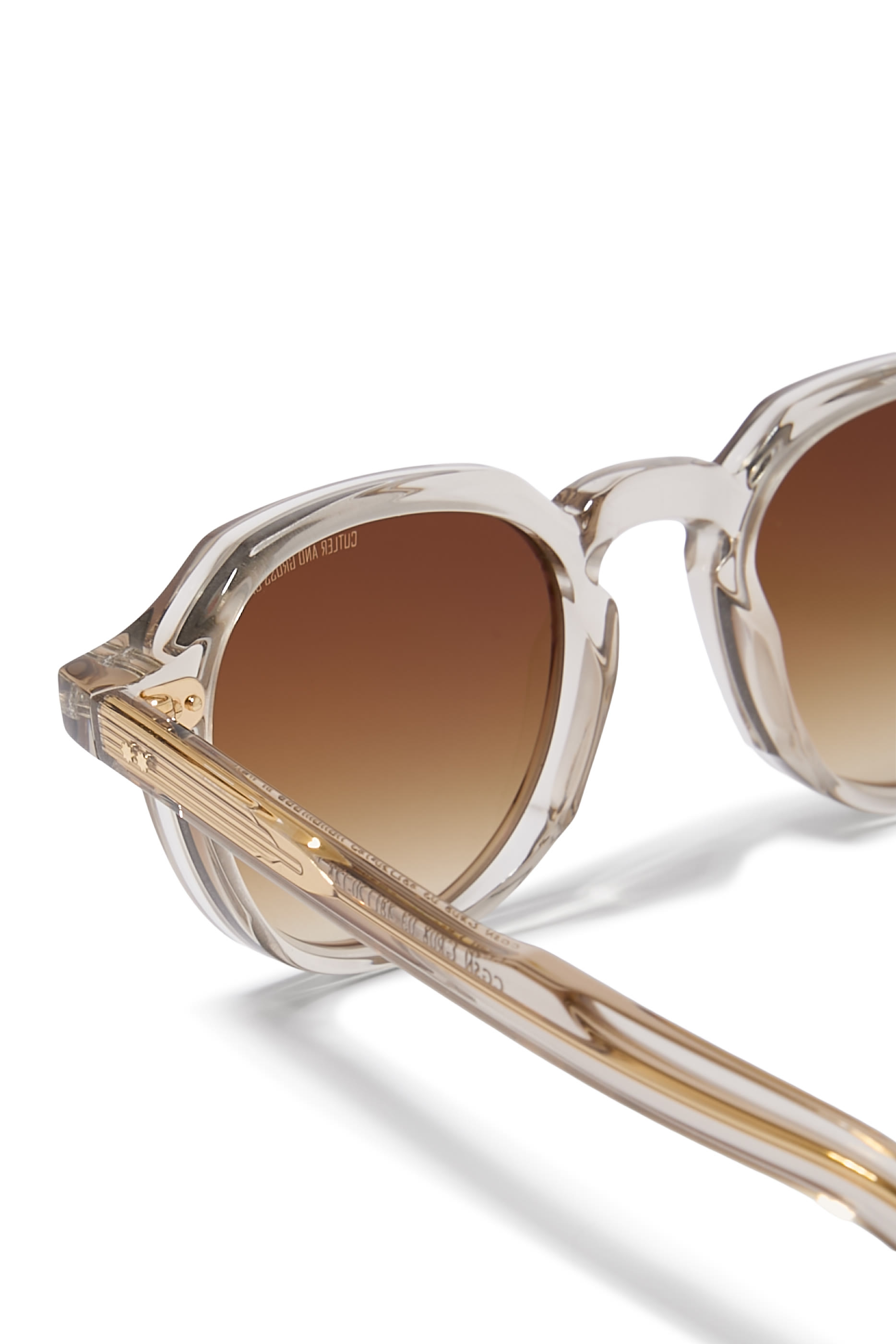 نظارة شمسية جي ار 06 بإطار مستدير